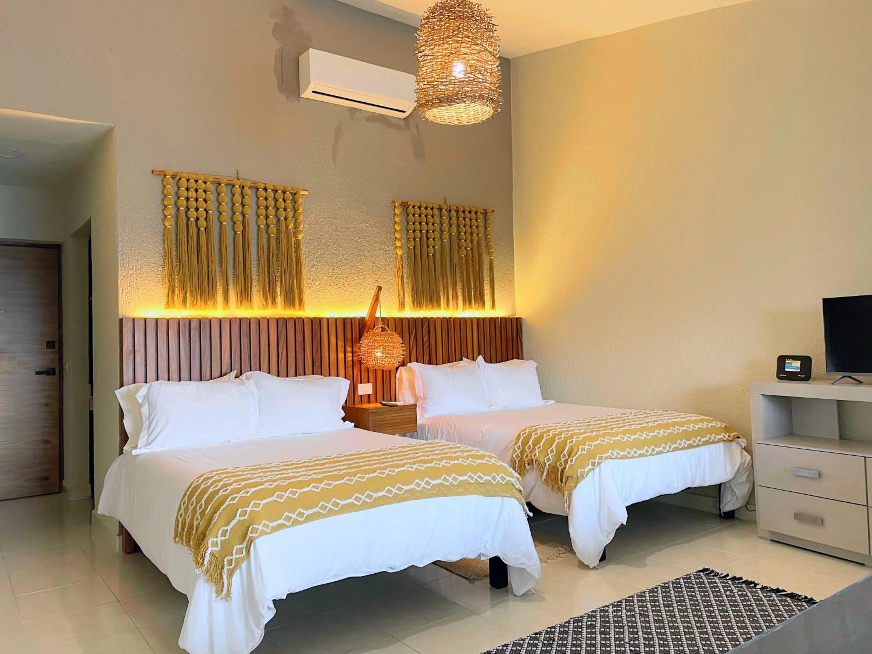 Bed in All Ritmo by Andiani Travel