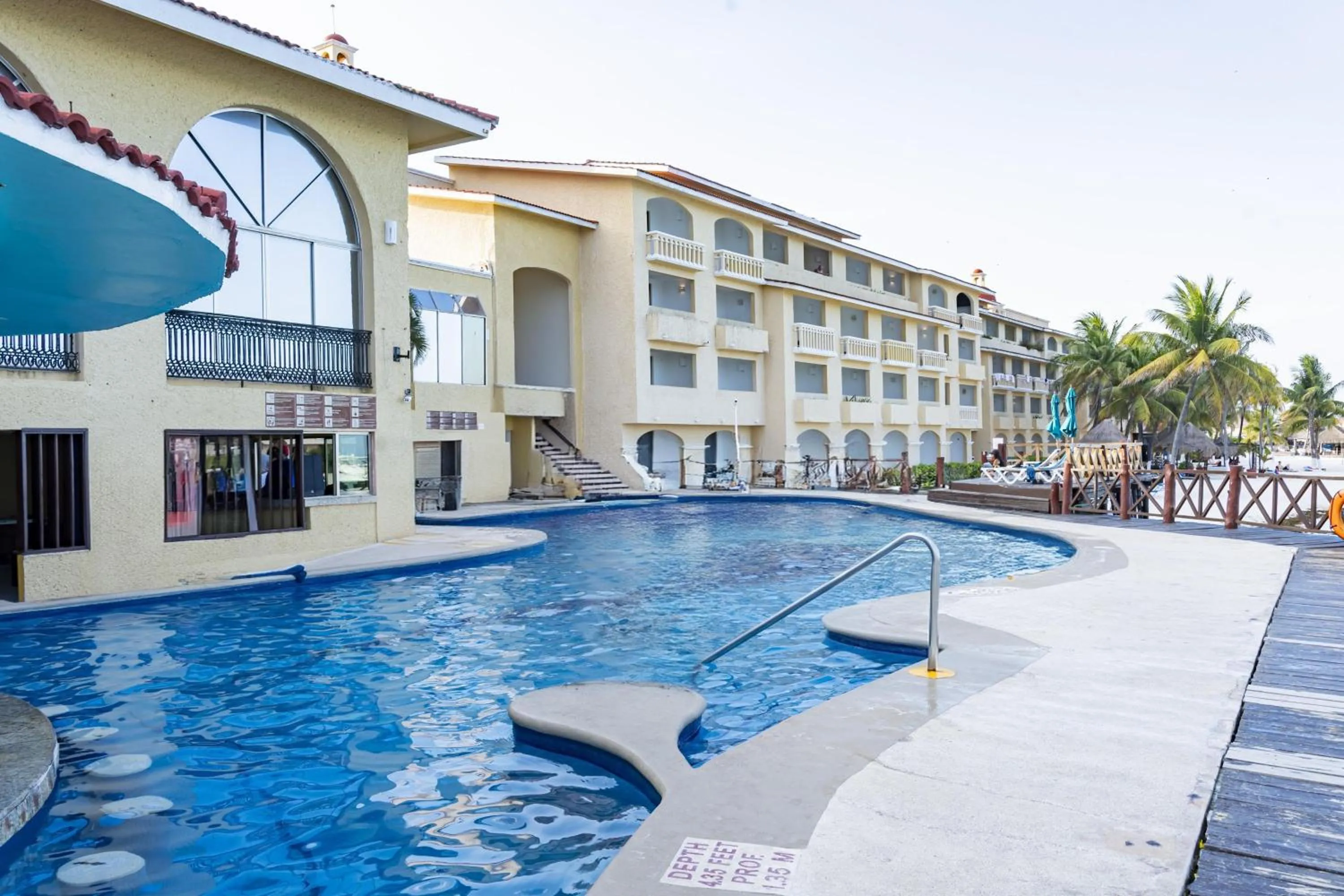 Property building in All Ritmo by Andiani Travel