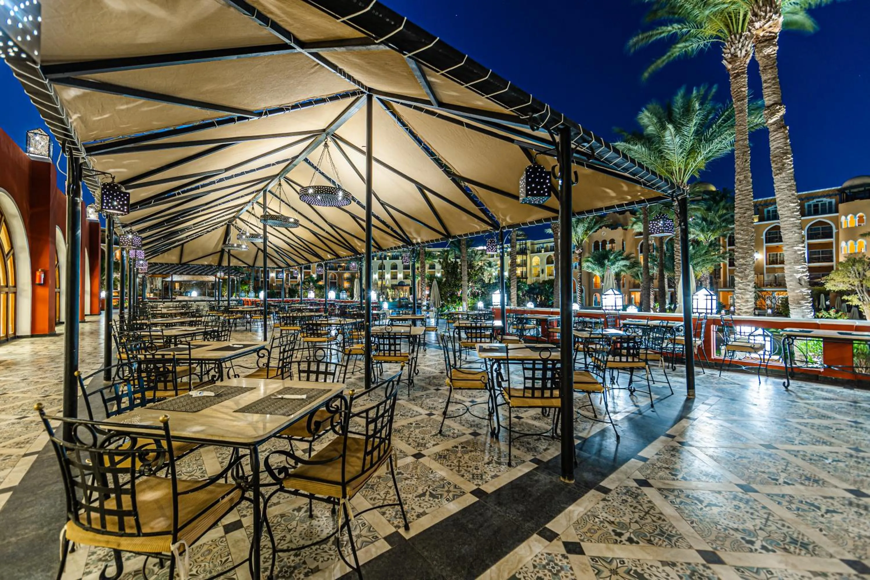 Restaurant/places to eat in The Grand Resort