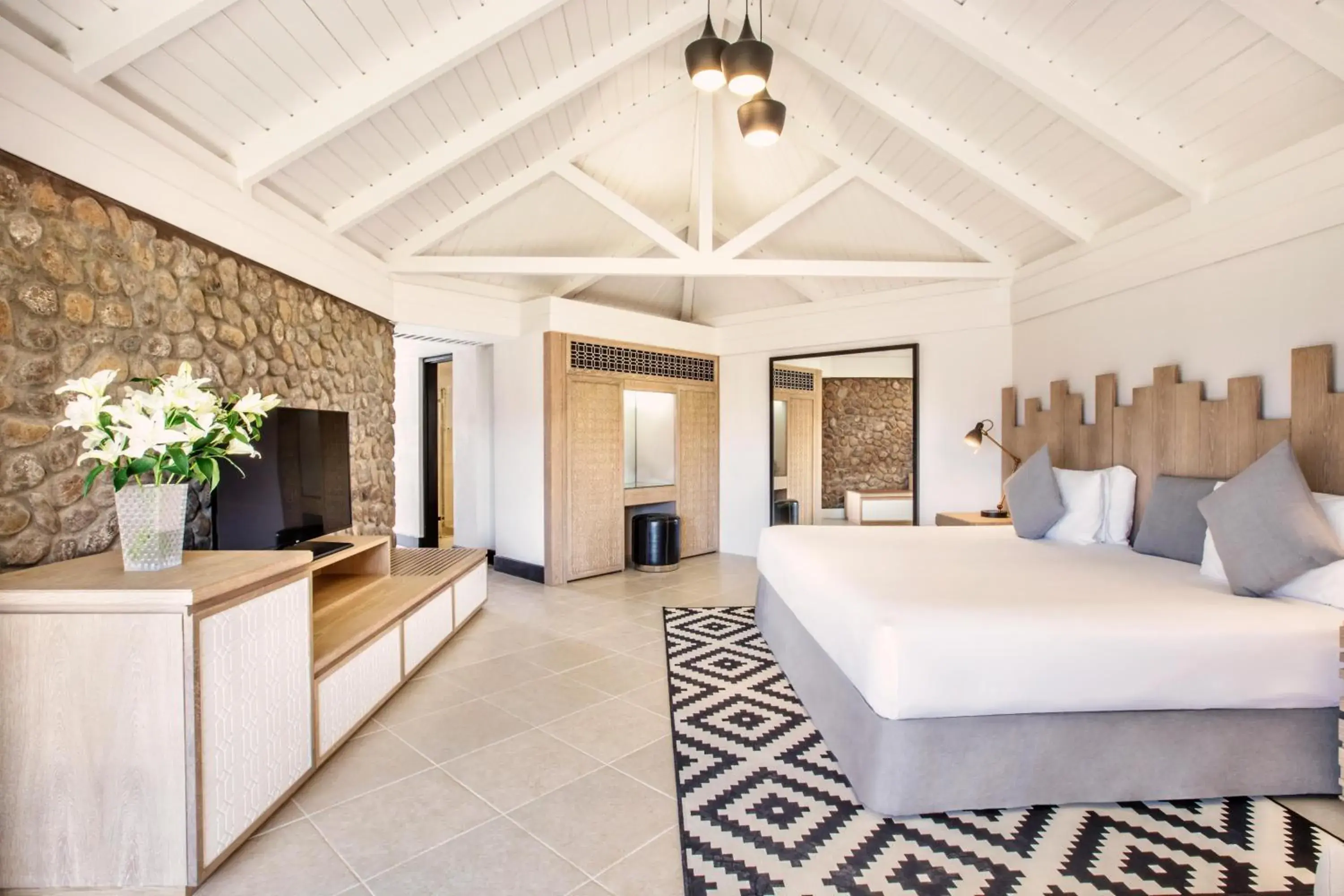 Deluxe Mountain View Family Room with Balcony in JA Hatta Fort Hotel Deluxe Mountain View Family Room with Balcony in JA Hatta Fort Hotel