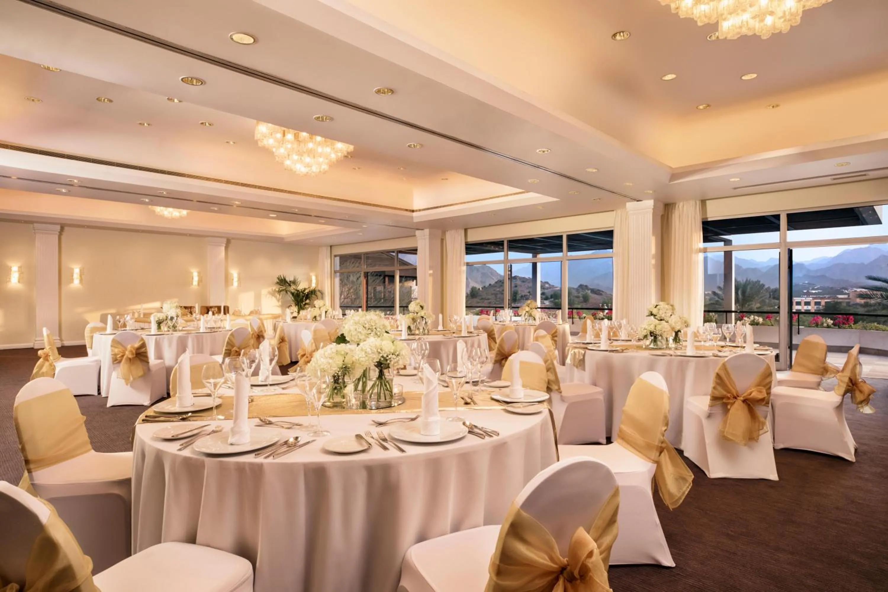 Meeting/conference room in JA Hatta Fort Hotel