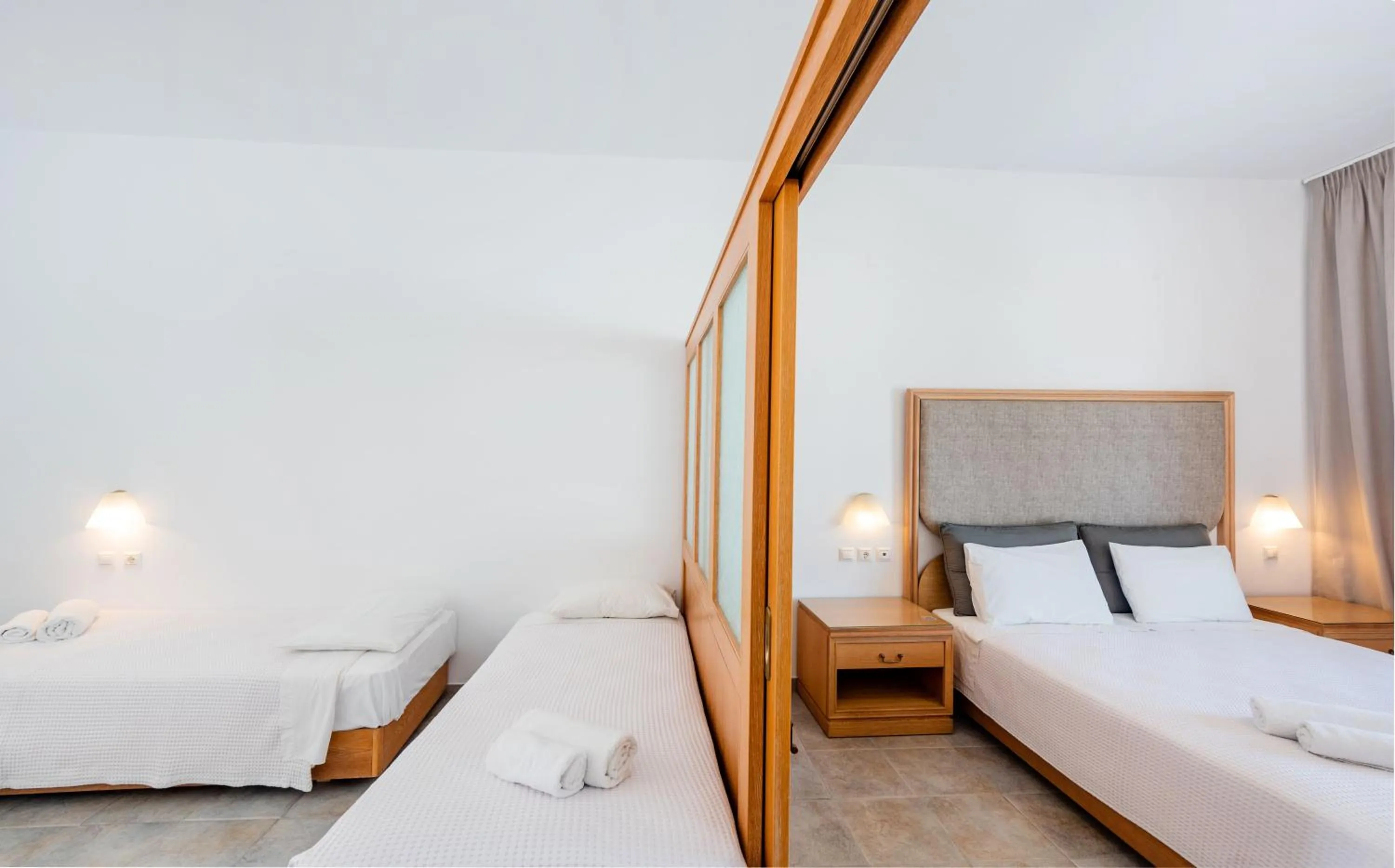 Bed in Lindos View Hotel