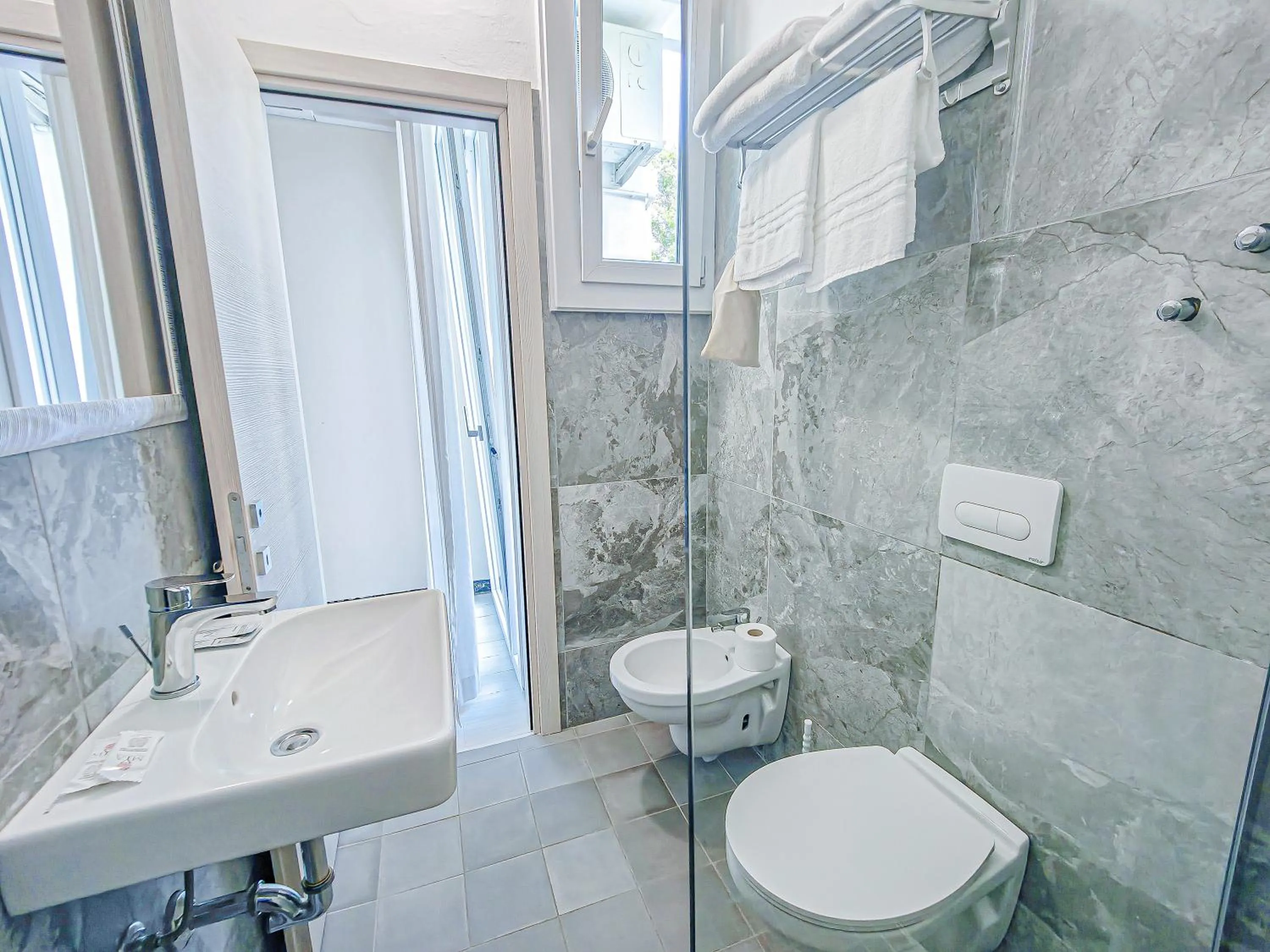 Shower in Hotel Rio Beach & Breakfast