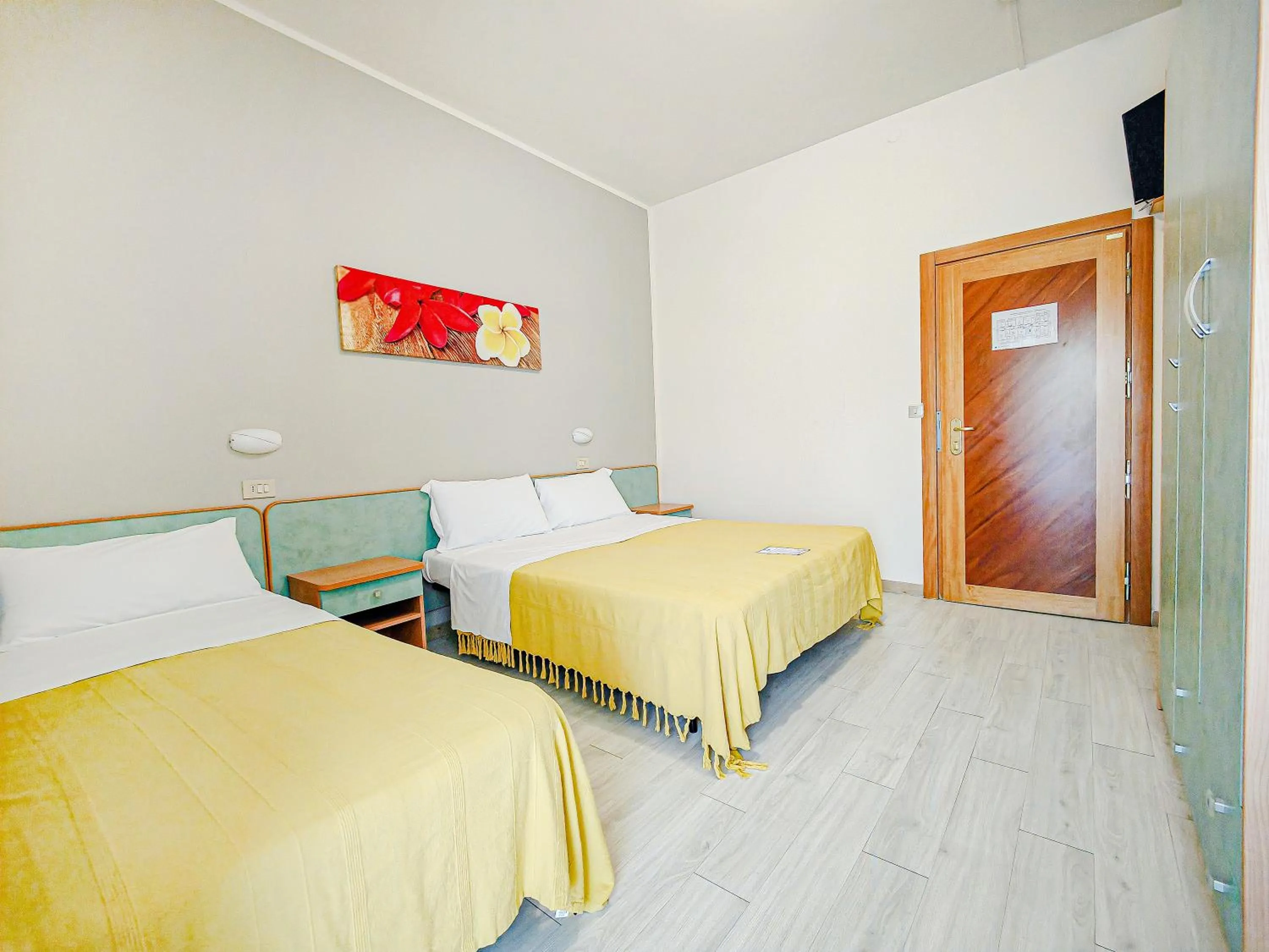 Photo of the whole room, Bed in Hotel Rio Beach & Breakfast