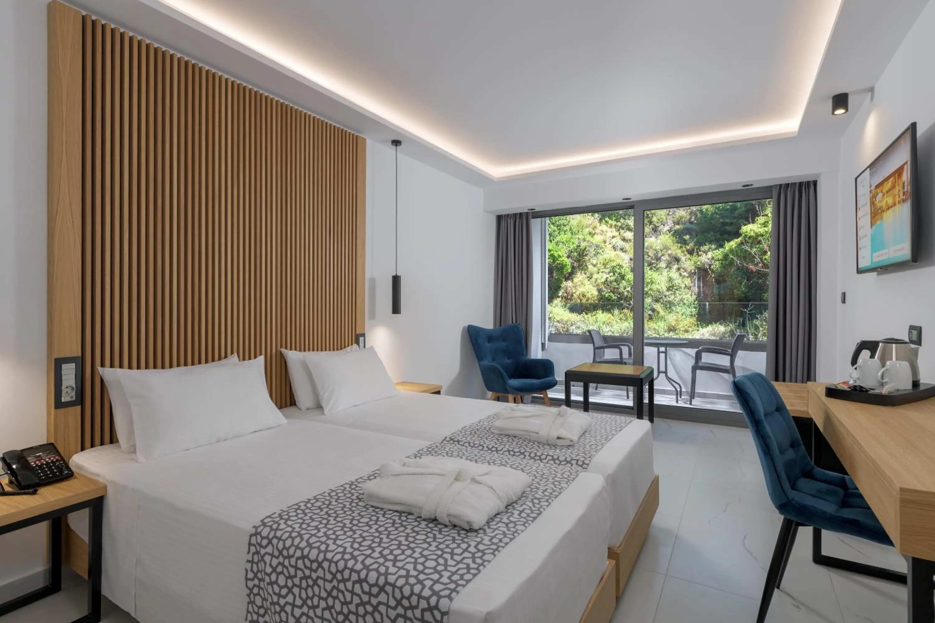 View (from property/room), Bed in Oceanis Beach Hotel