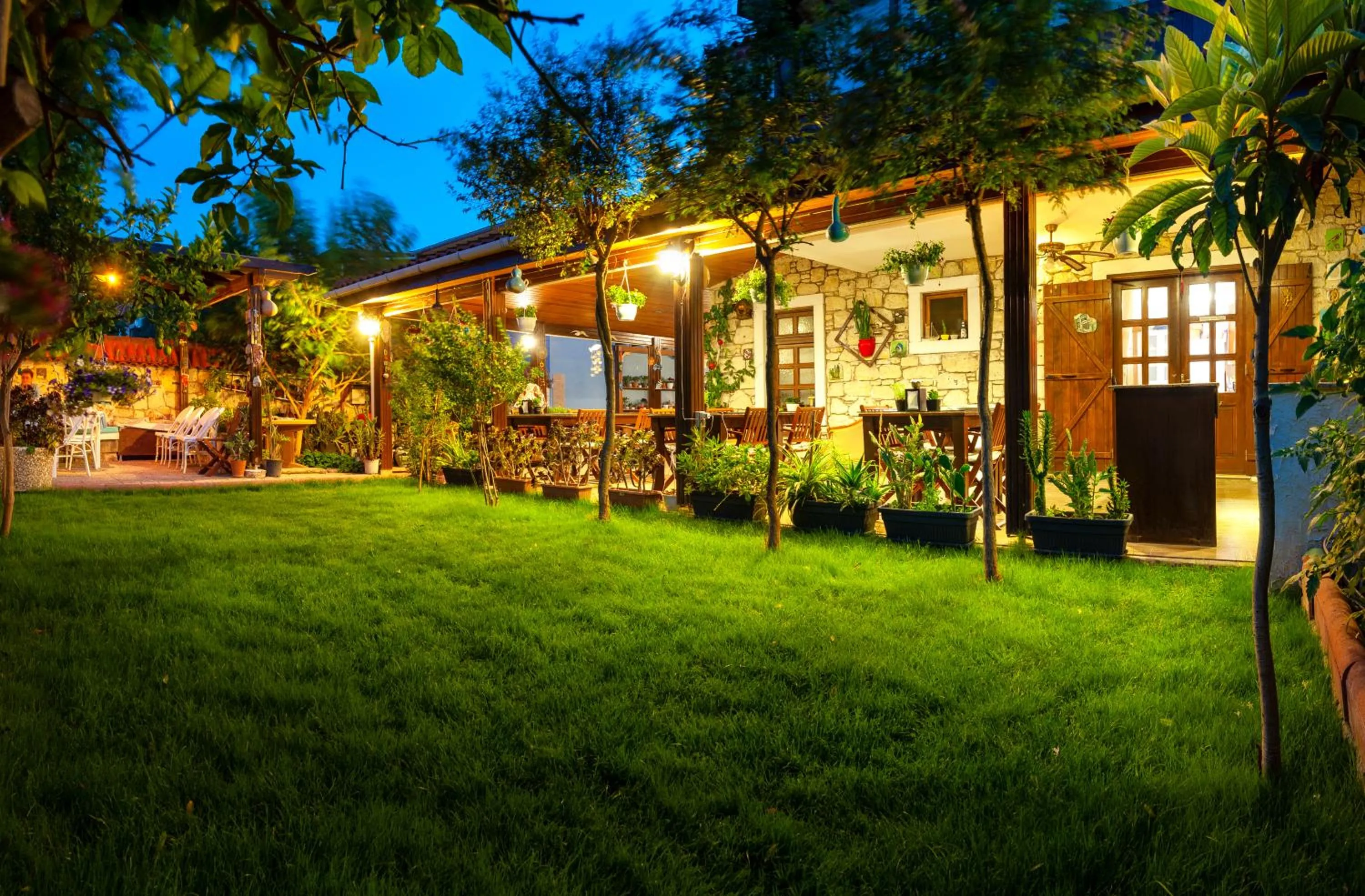 Night in Flores Hotel Alaçatı