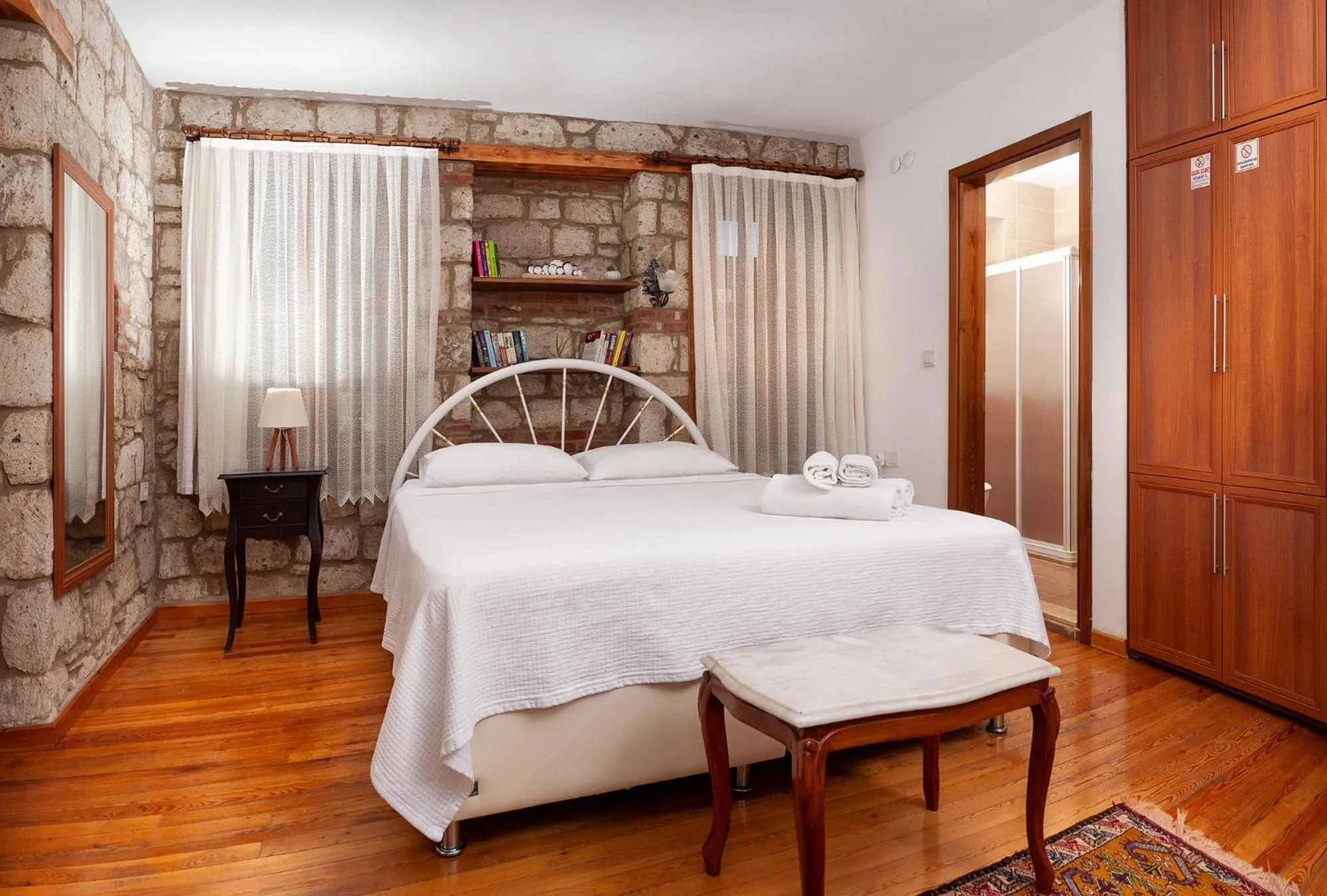 Bed in Flores Hotel Alaçatı