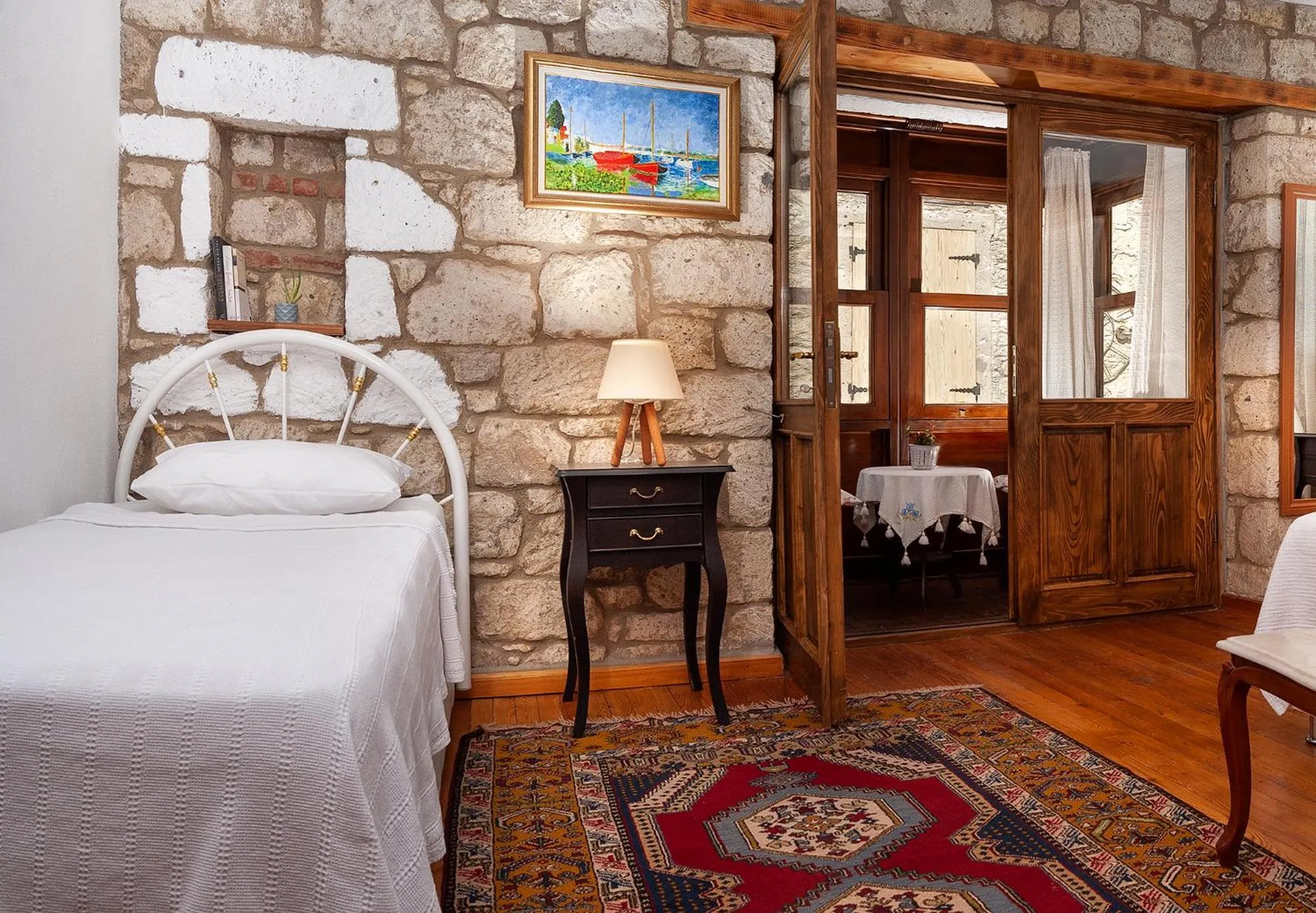 Bed in Flores Hotel Alaçatı