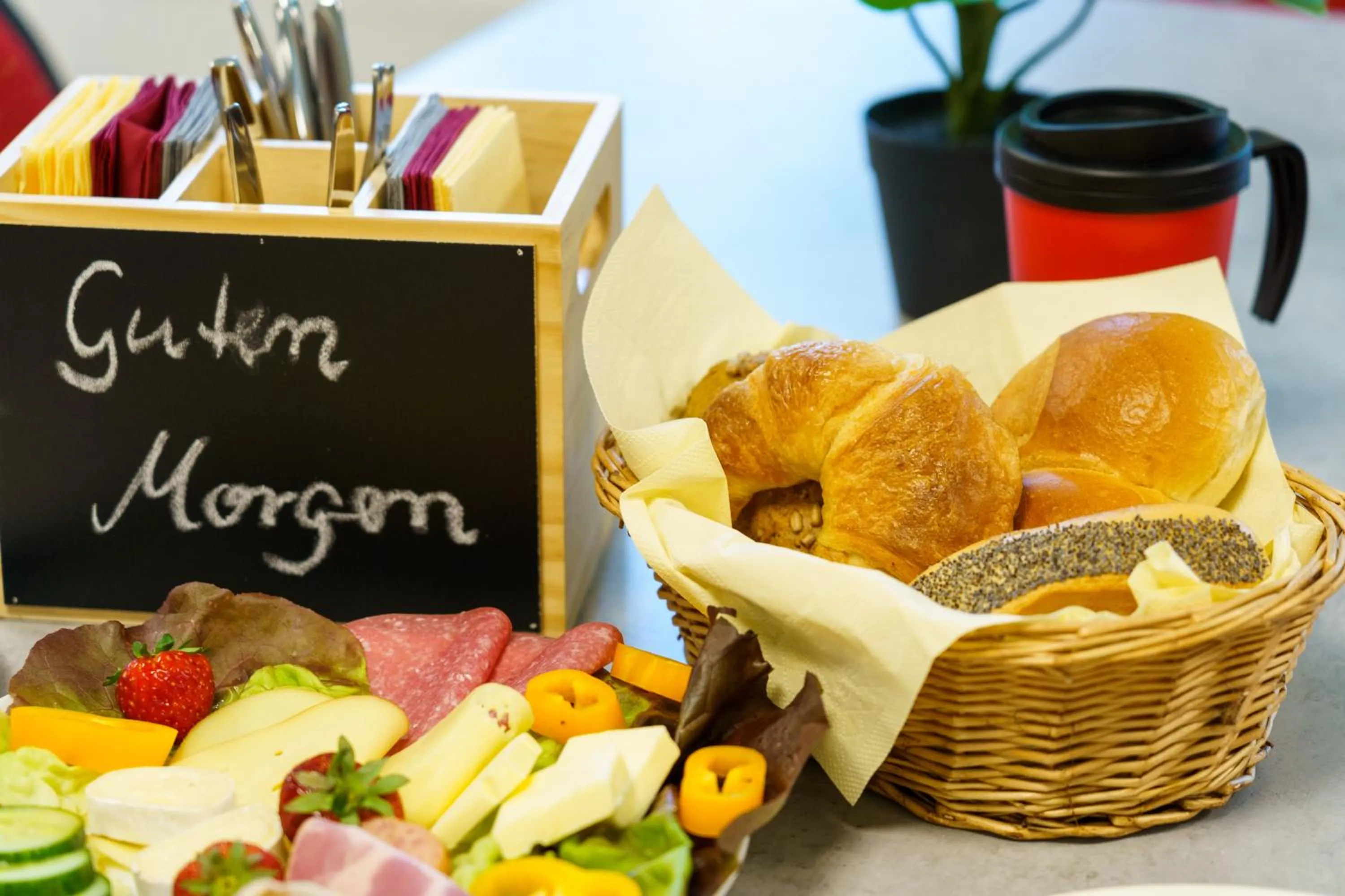 Breakfast in Hotel und Hostel Gleisbett