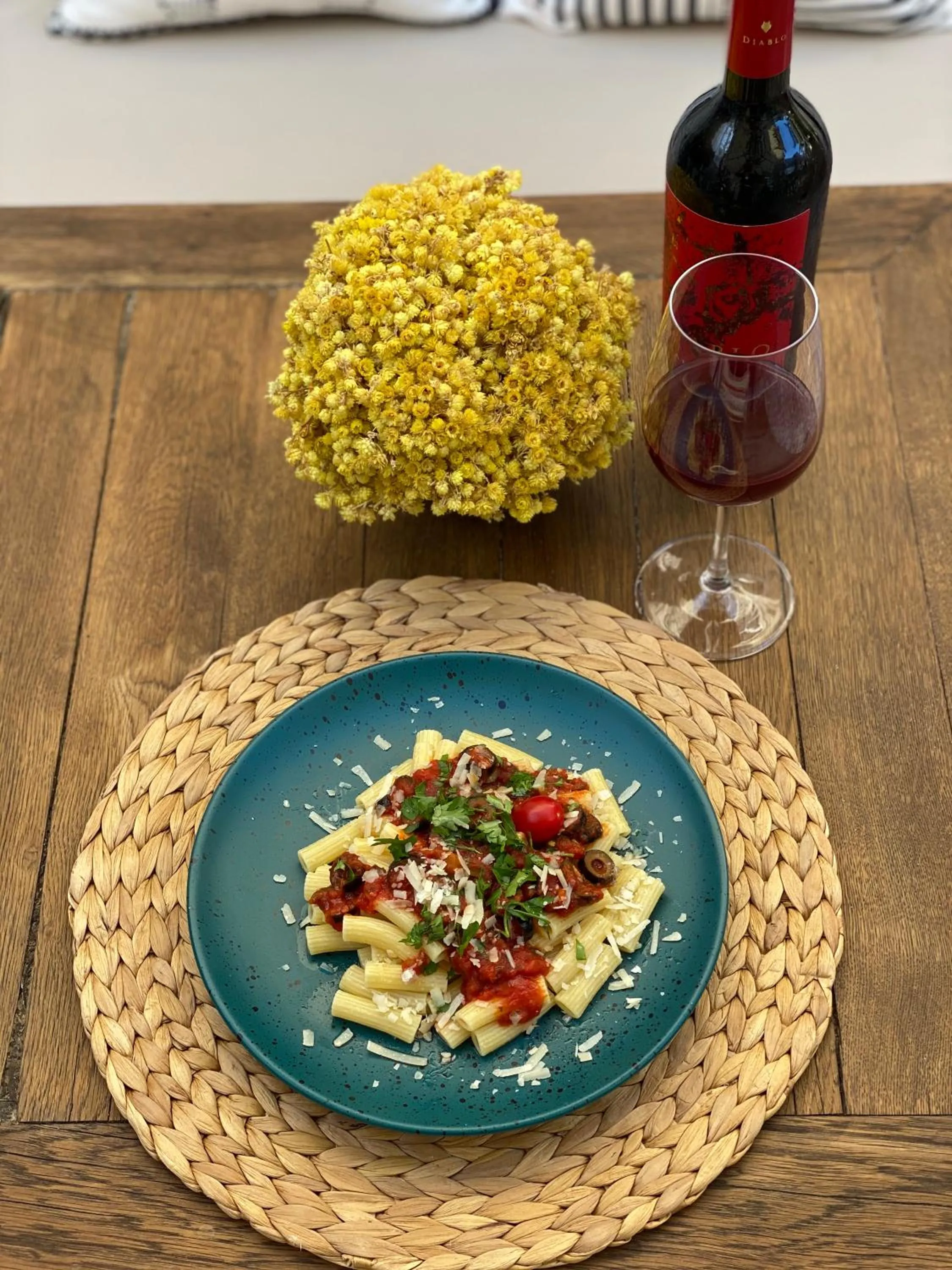 Food and drinks in Morisi Avlu