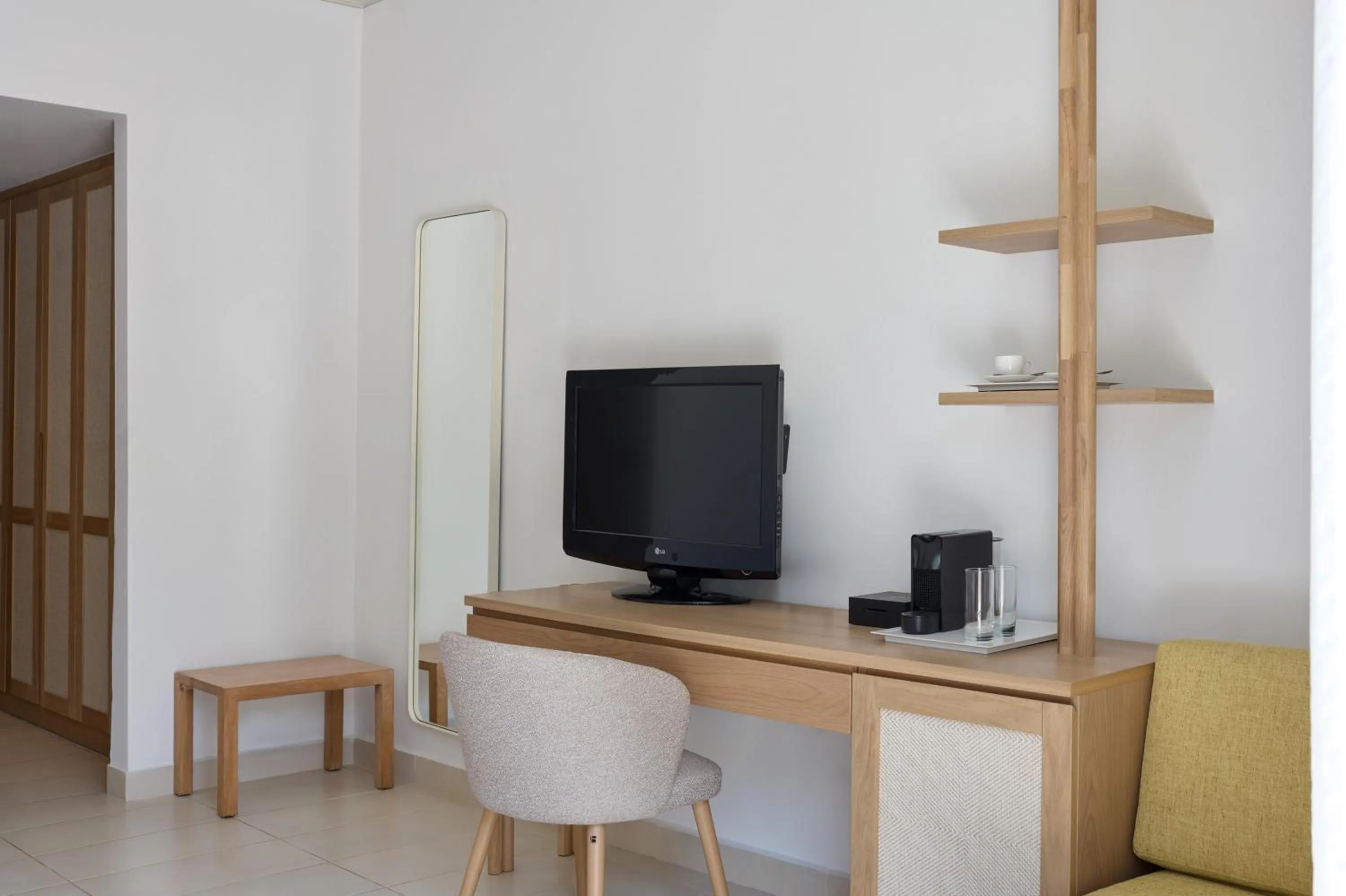 Coffee/tea facilities in Atlantica Eleon Grand Resort