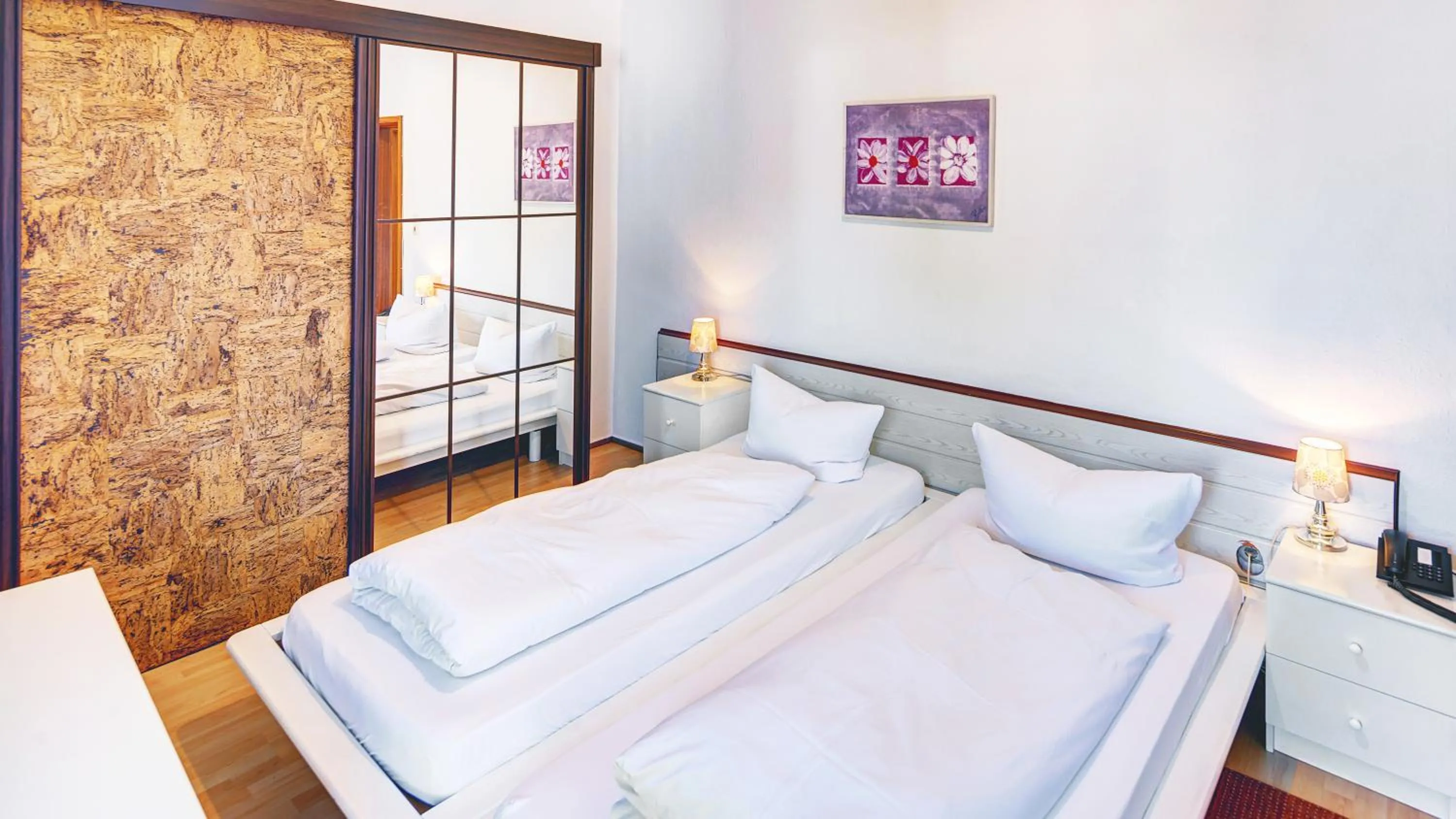 Double Room in Hotel Cornelia