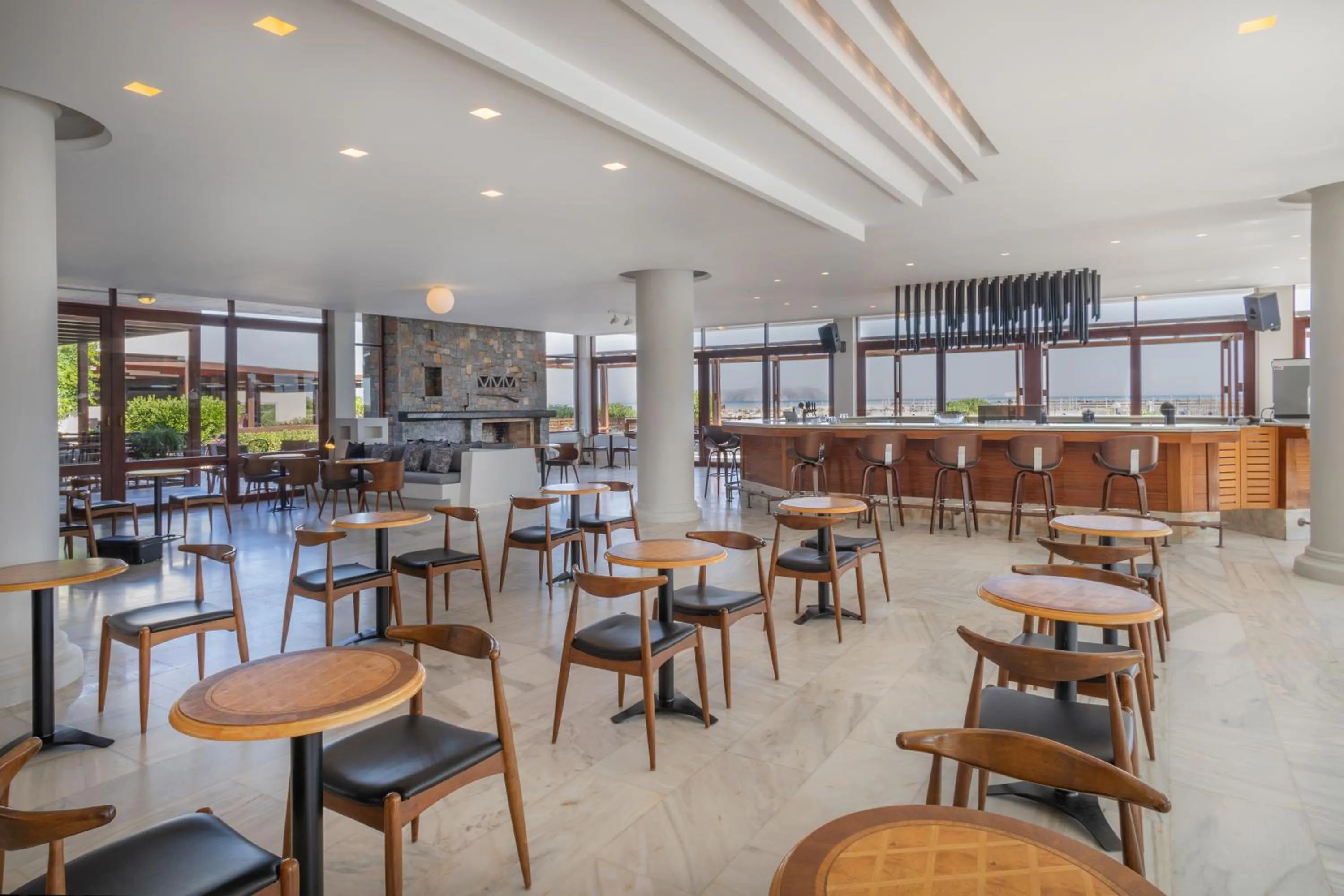 Lounge or bar in Sol Marina Beach Crete