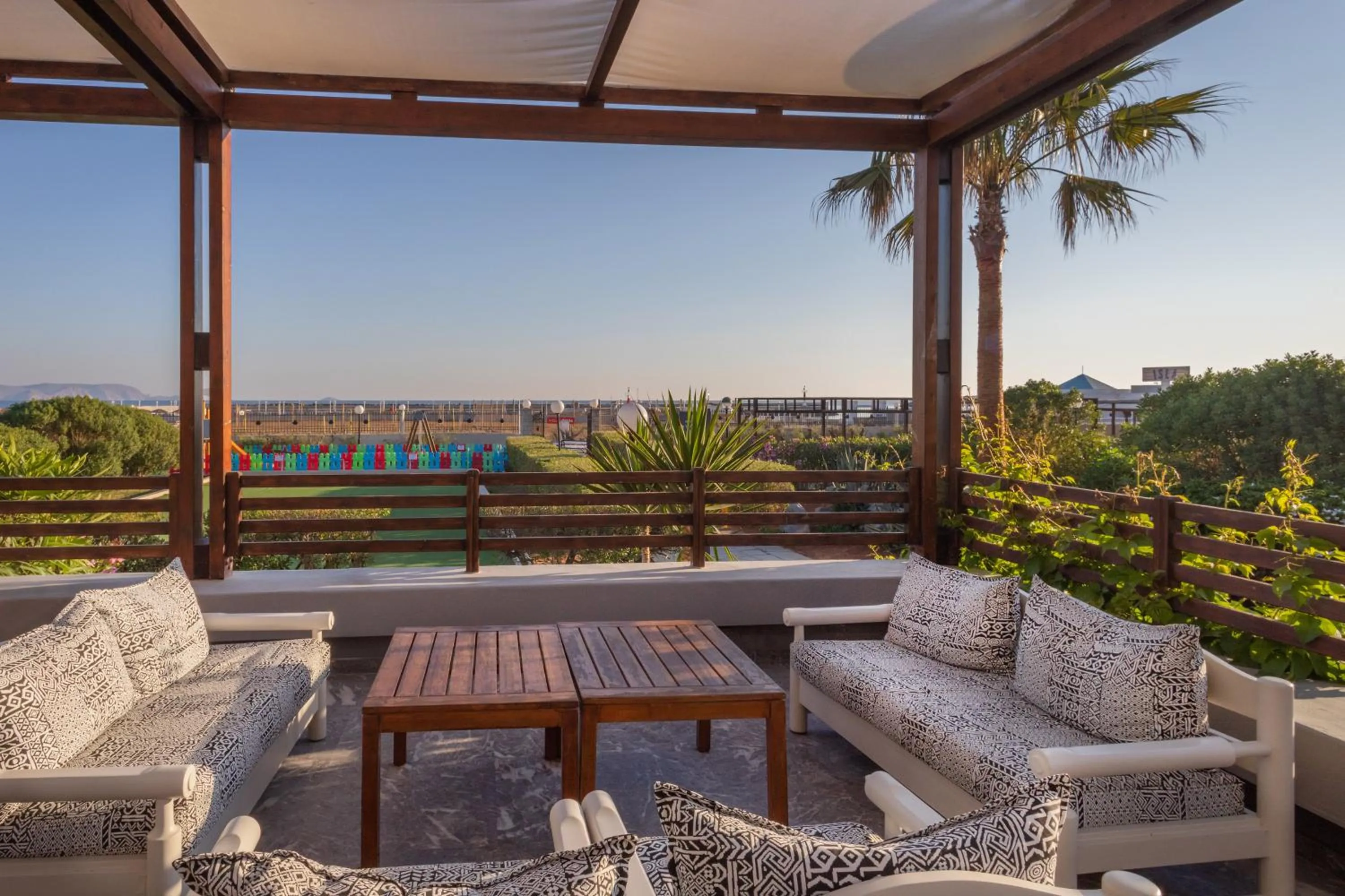 Lounge or bar in Sol Marina Beach Crete