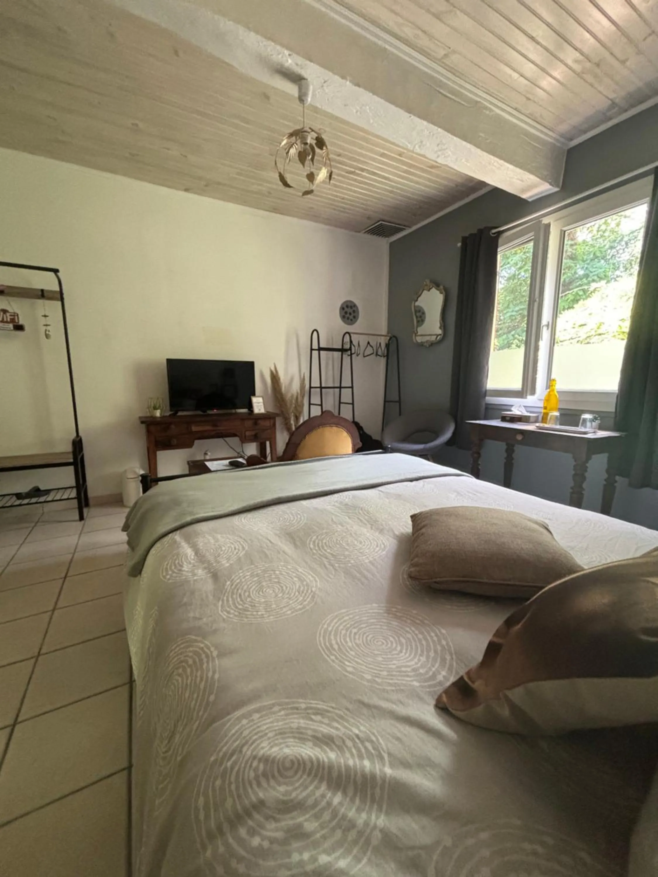 Photo of the whole room, Bed in Domaine Pierrot