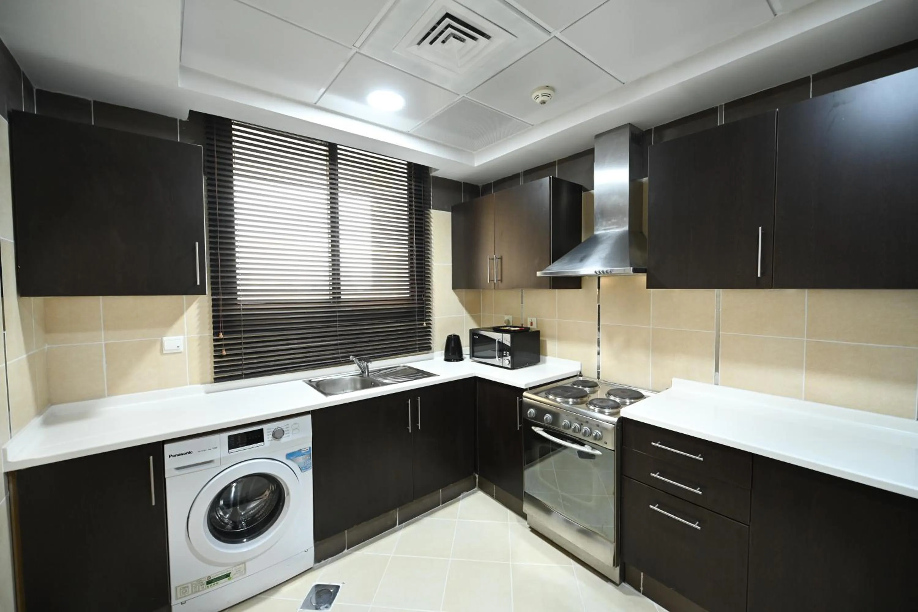 Coffee/tea facilities in Al Waleed Holiday Homes