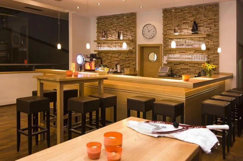 Night in Tespo Hotel und Sportpark