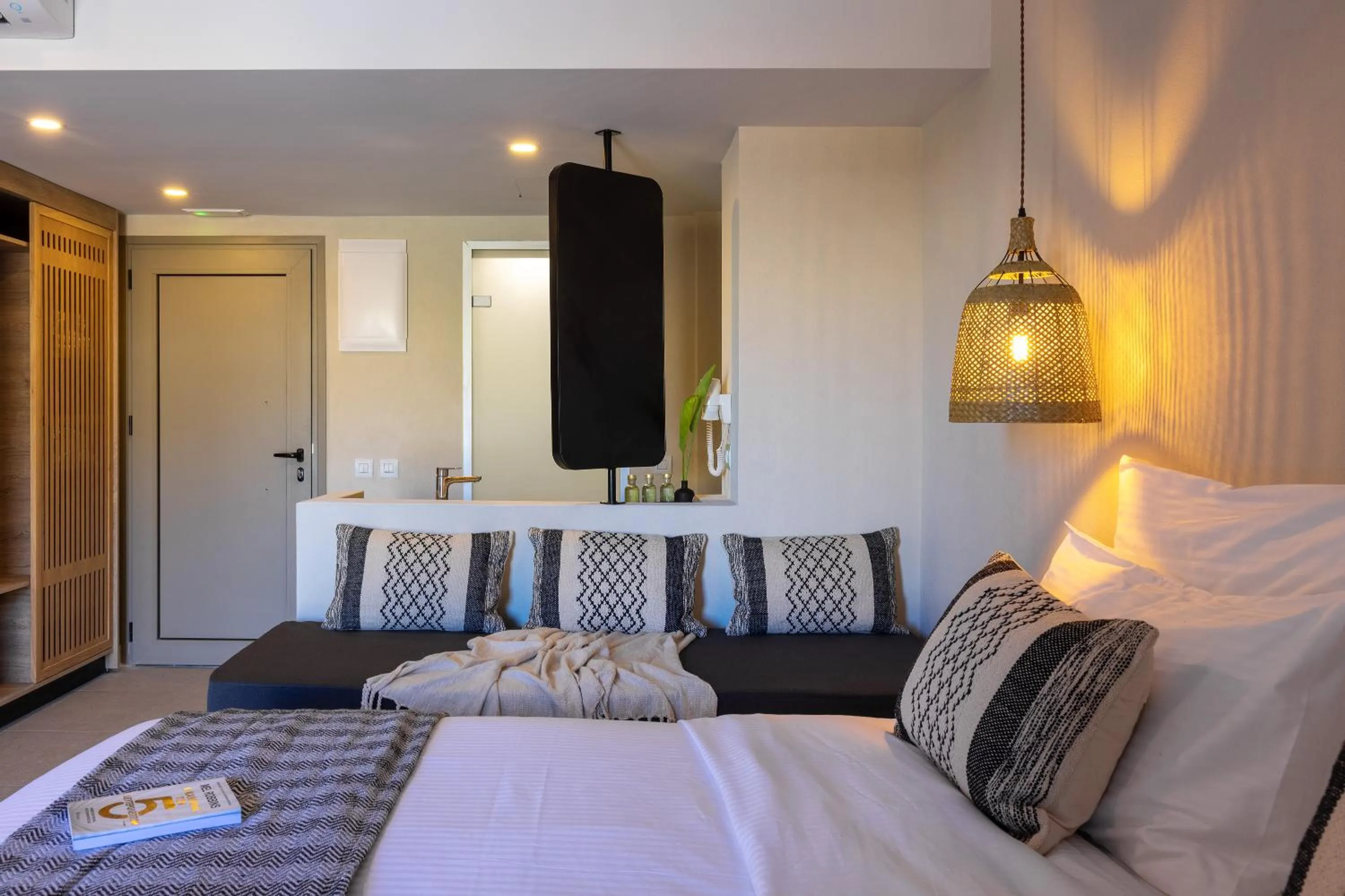 Bedroom, Bed in Eliros Mare Beachfront Poem Hotel