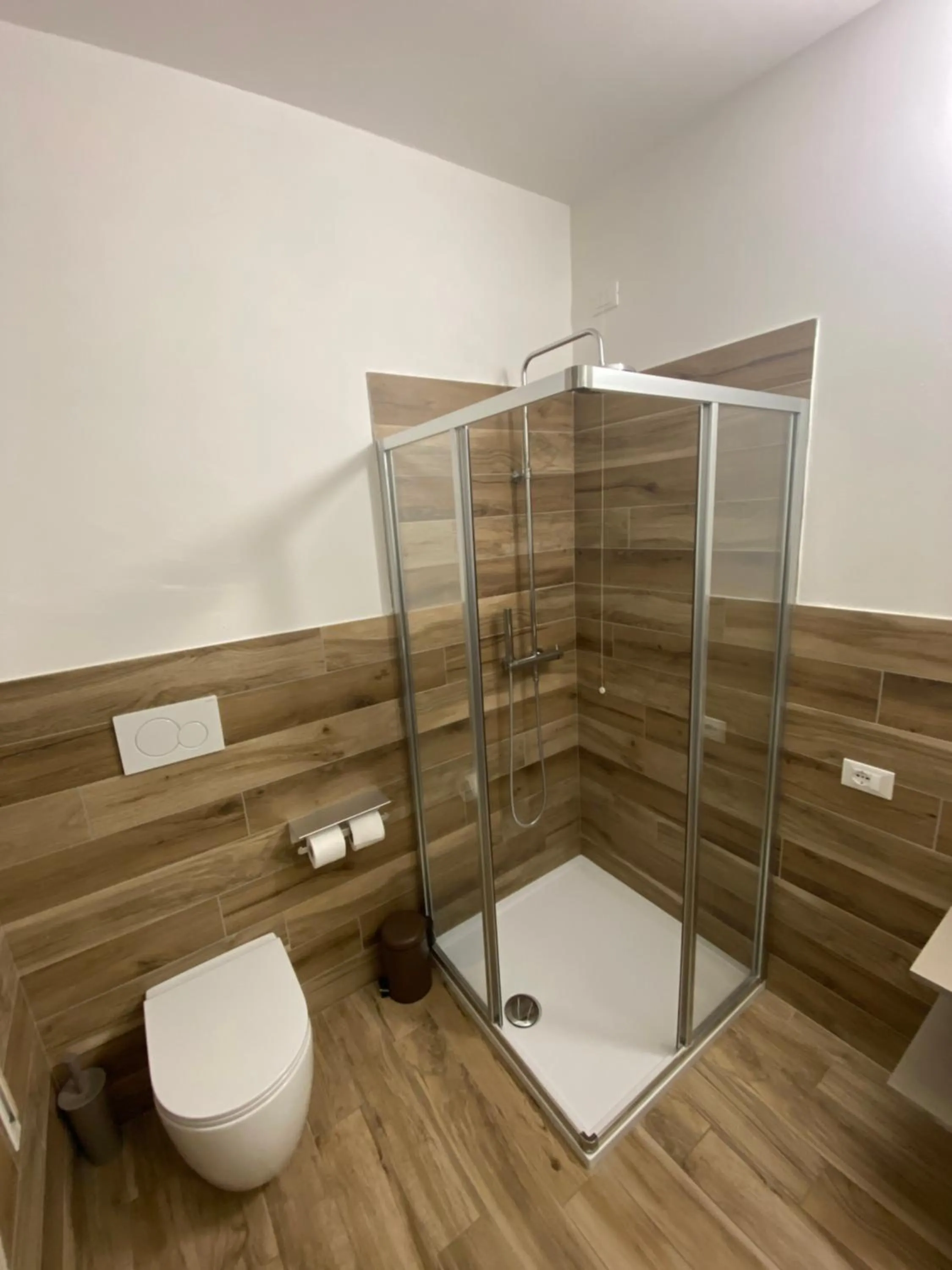 Shower, Bathroom in Bed & Breakfast Sinfonia