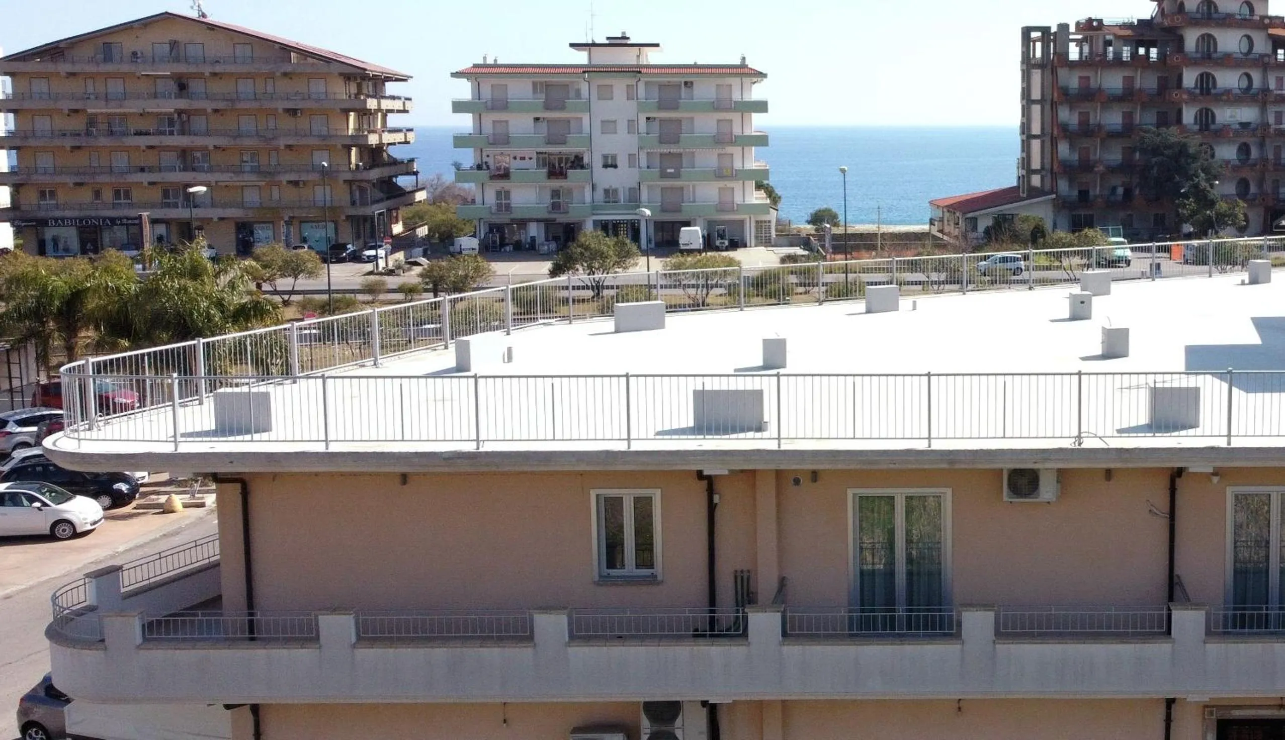 Property building in Accòmodati - Camere e Appartamenti