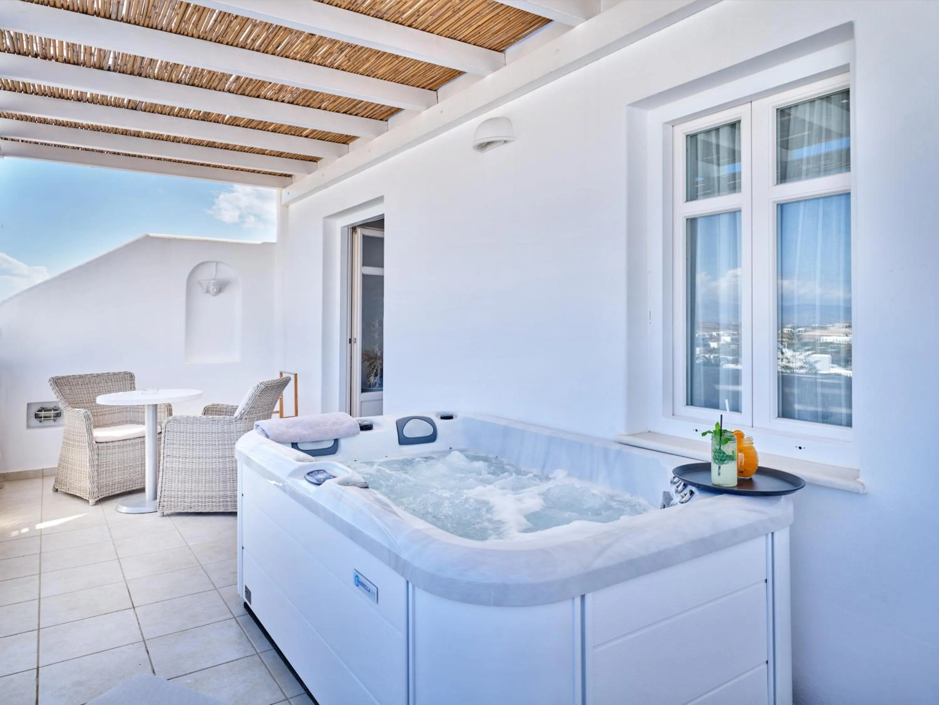 Hot Tub in Stelia Mare Boutique Hotel