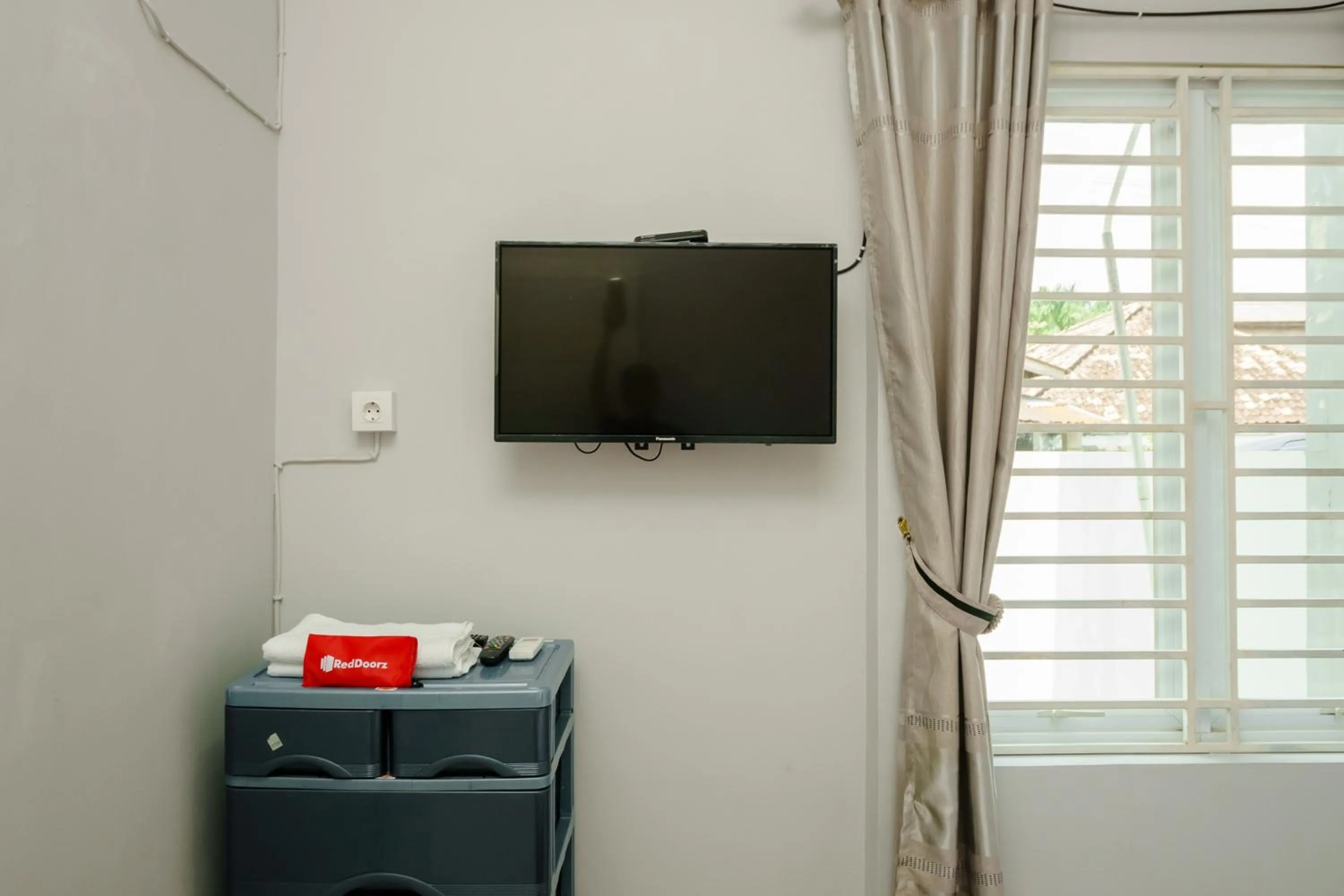 RedDoorz @ Jalan Demang Lebar Raya Palembang