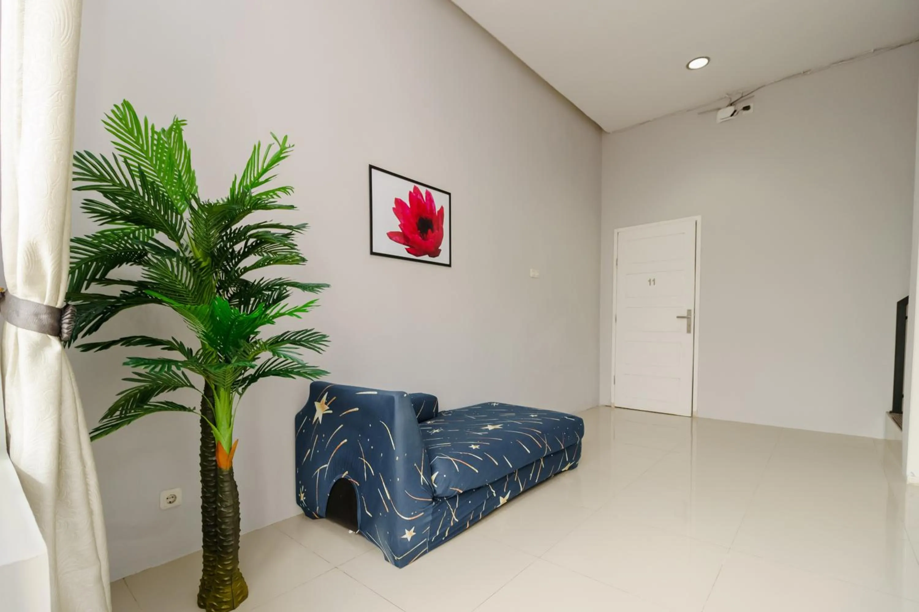 RedDoorz @ Jalan Demang Lebar Raya Palembang