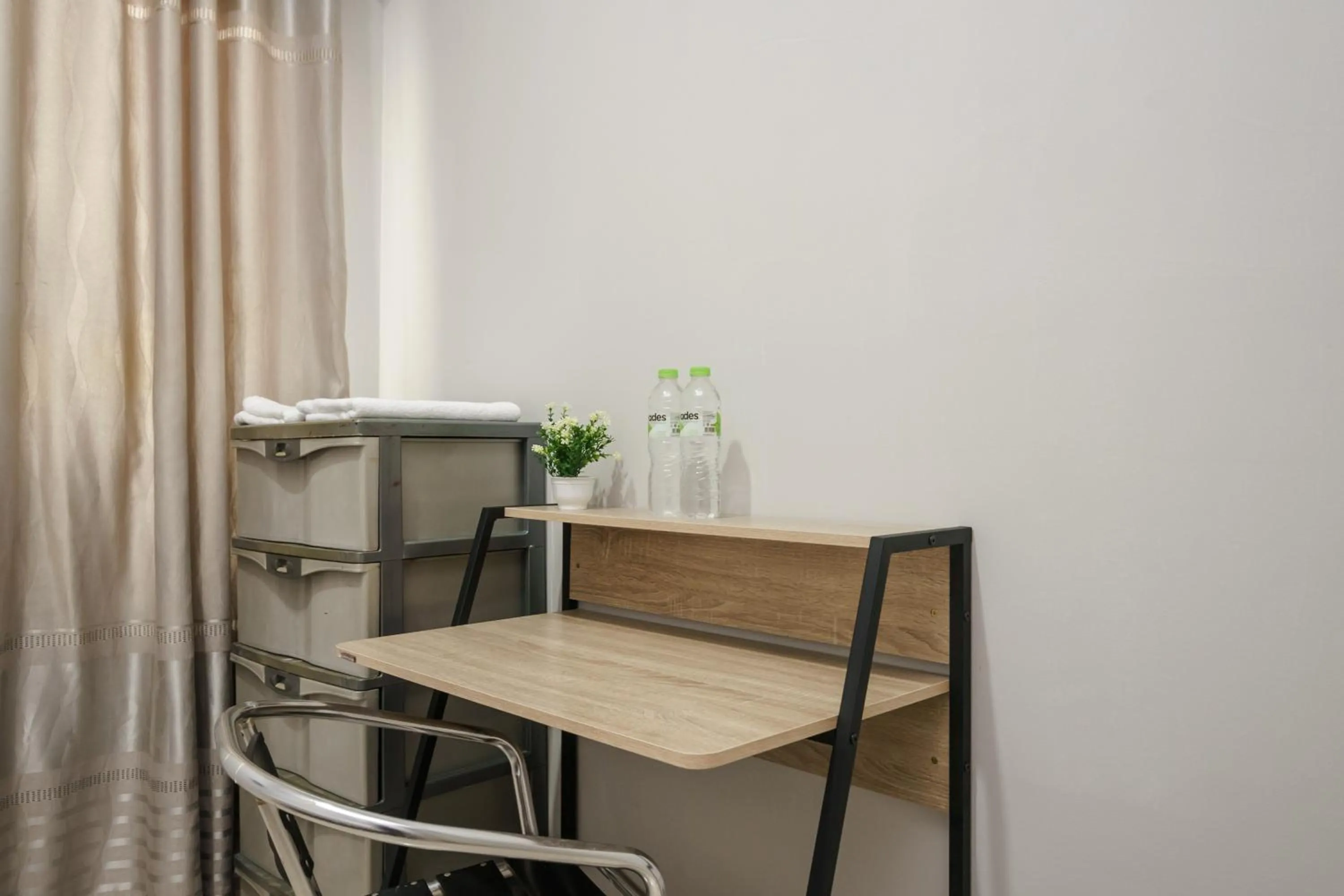 RedDoorz @ Jalan Demang Lebar Raya Palembang