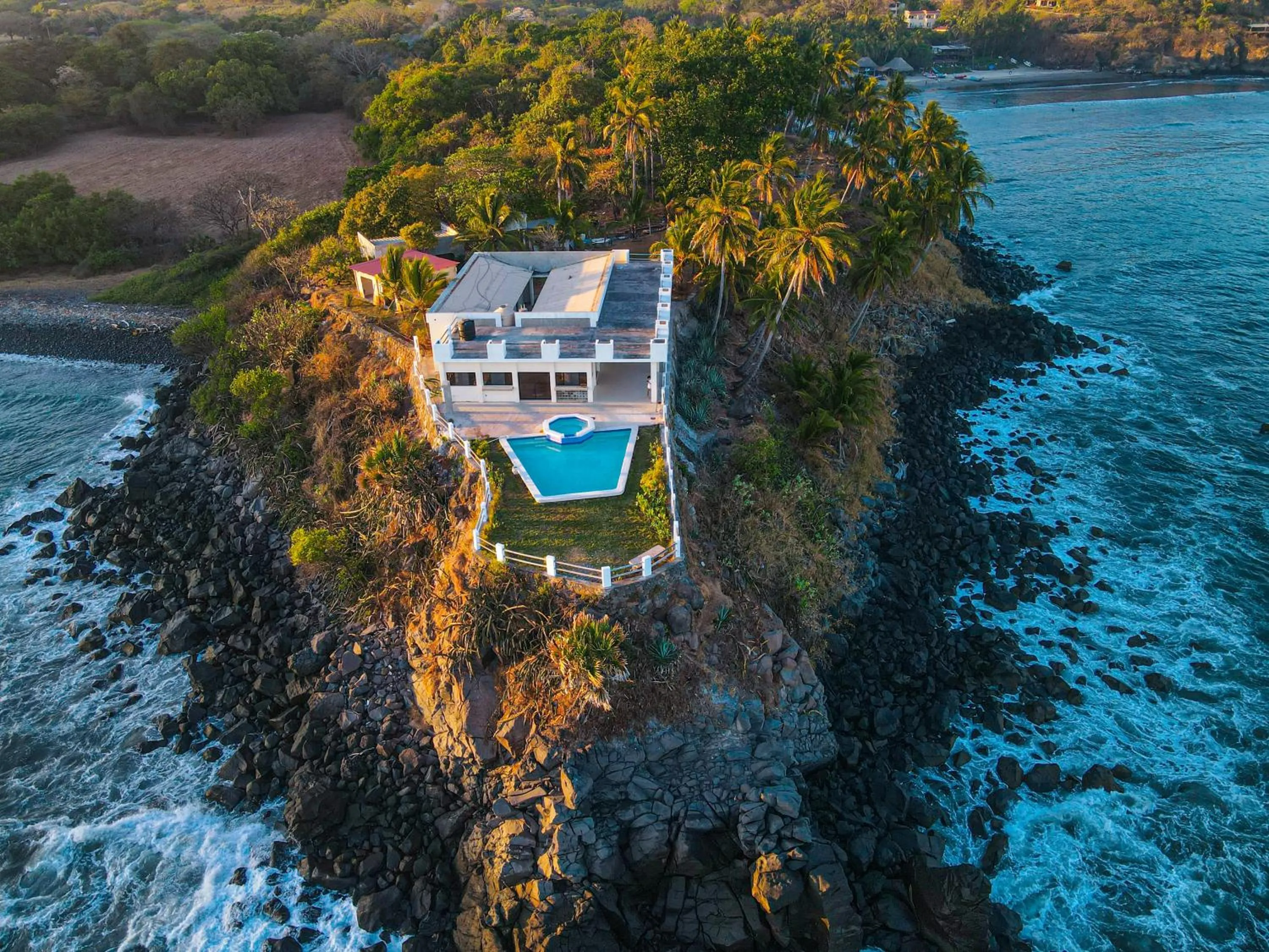 Property building in Paradise Surf Hotel