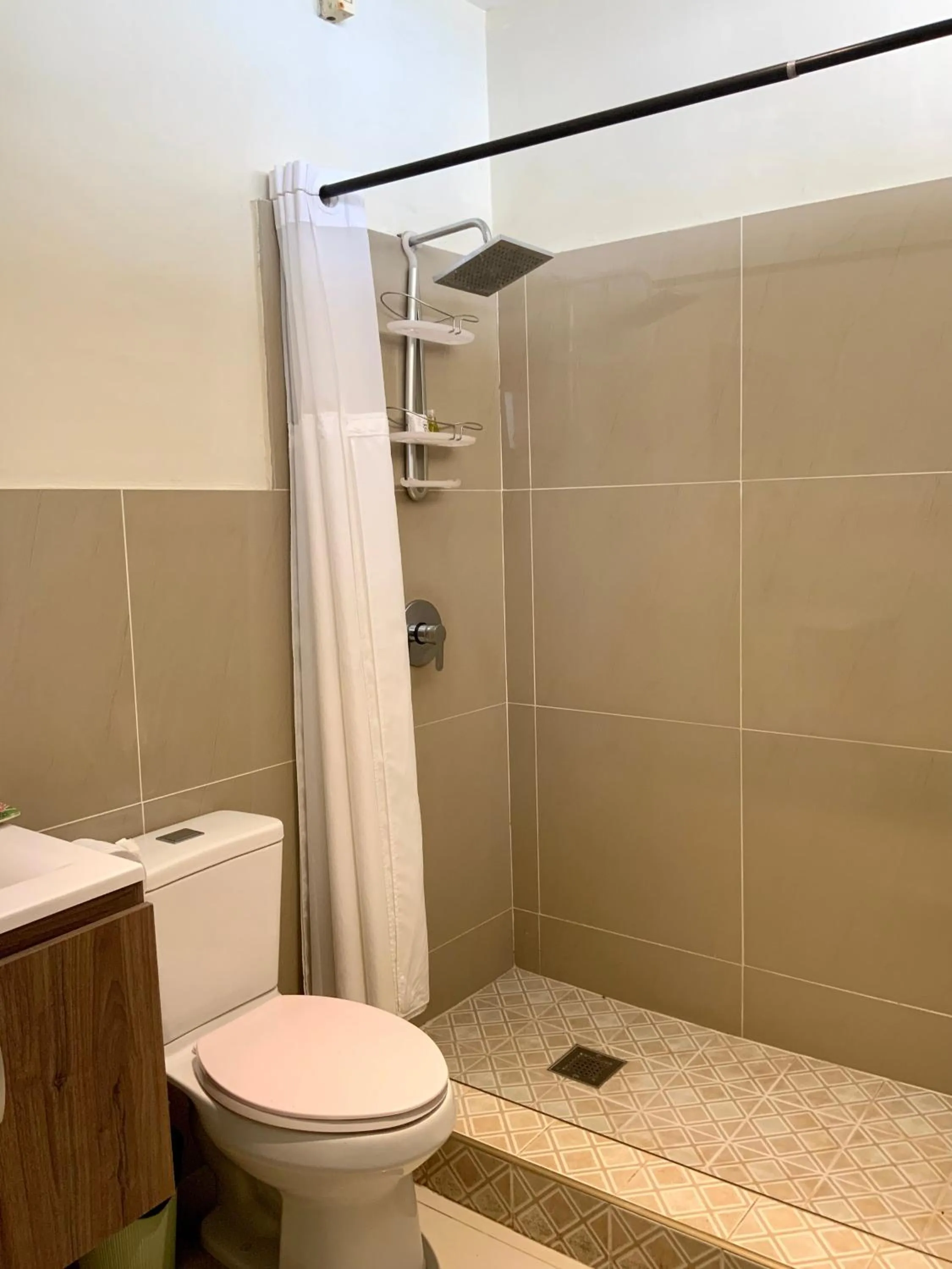 Shower in Paradise Surf Hotel