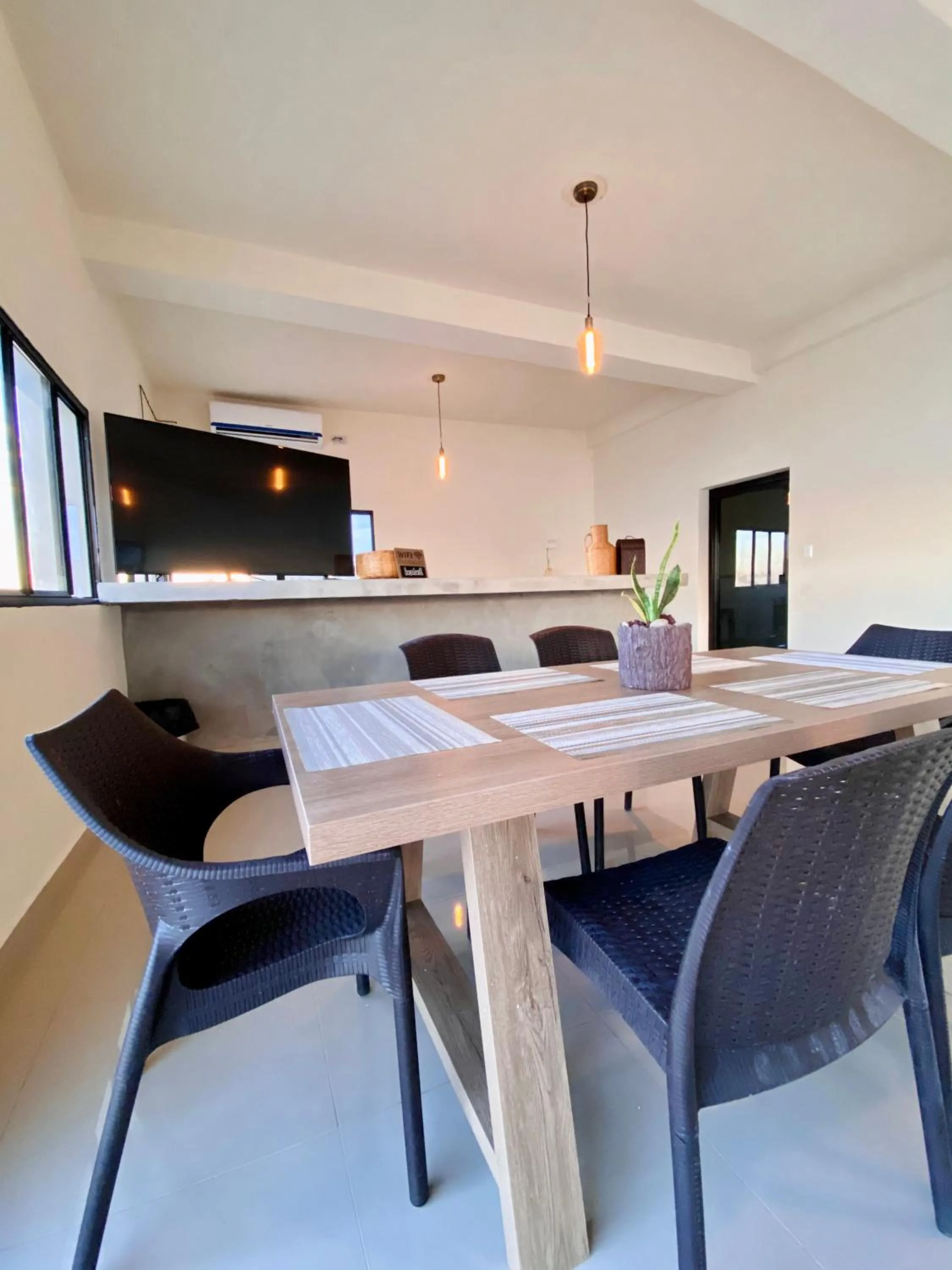 TV and multimedia in Paradise Surf Hotel