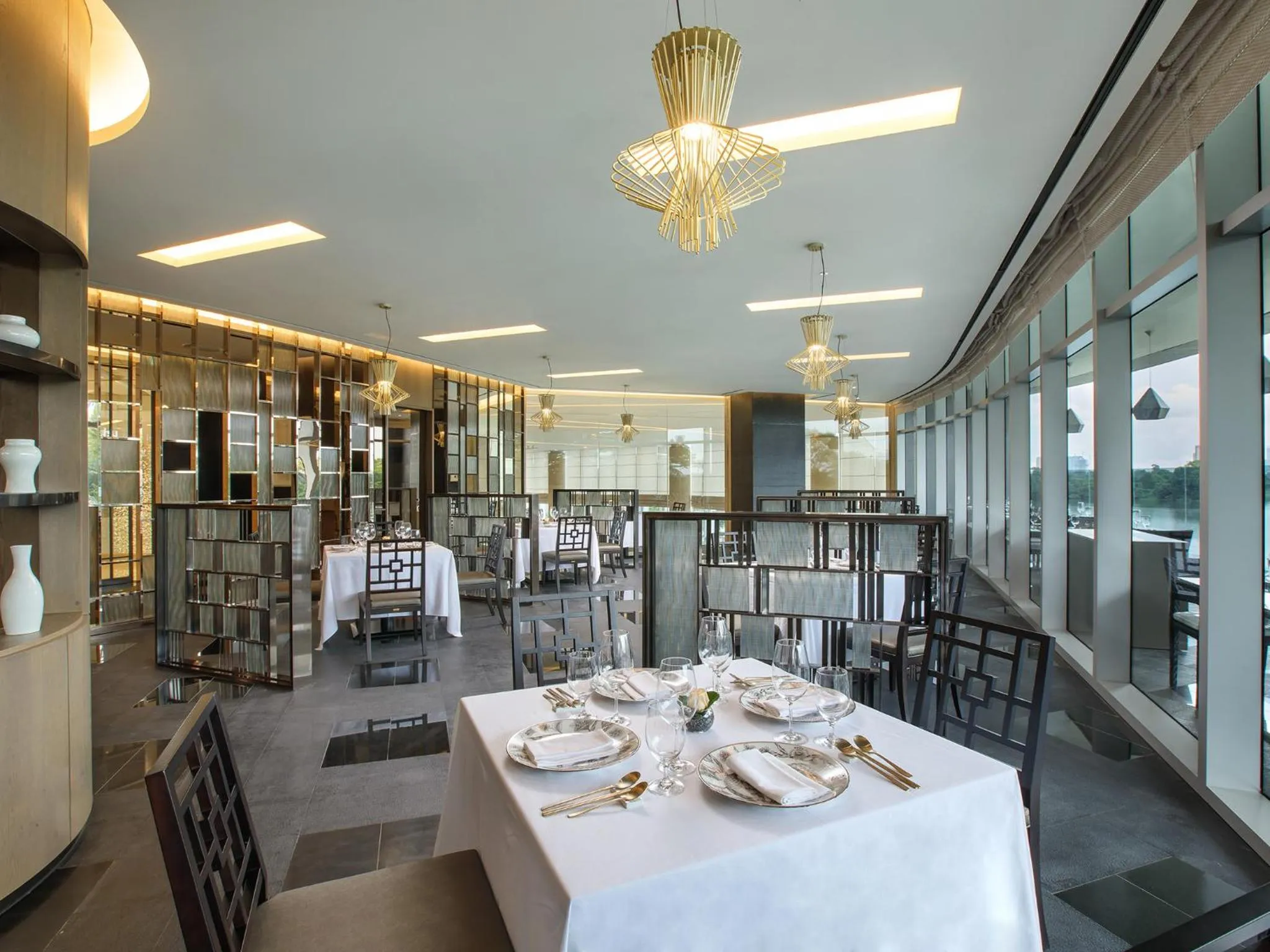 Restaurant/places to eat in LOTTE Hotel Serviced Apartment