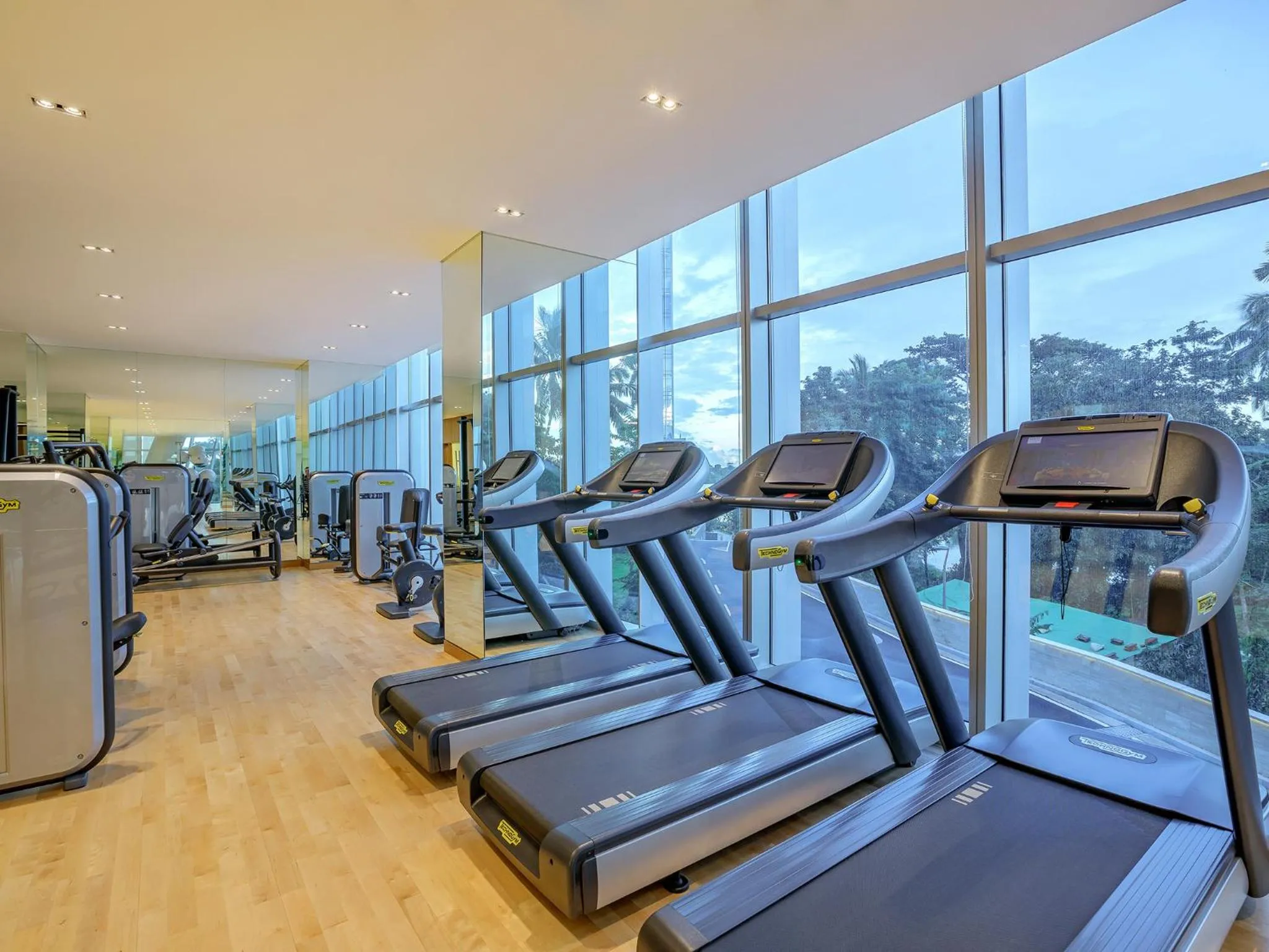 Fitness centre/facilities in LOTTE Hotel Serviced Apartment