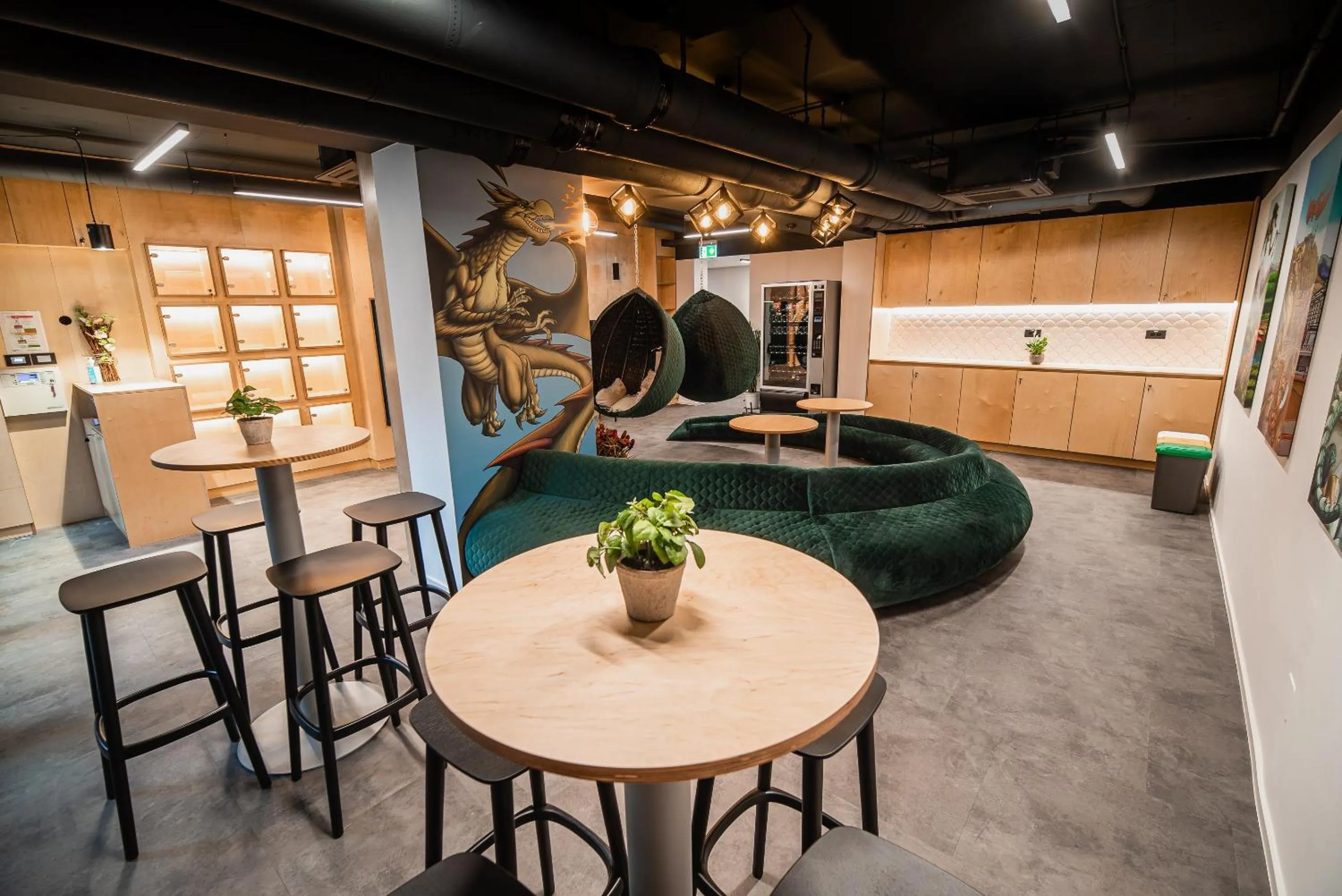 Lounge or bar in Dragons Dream Hostel