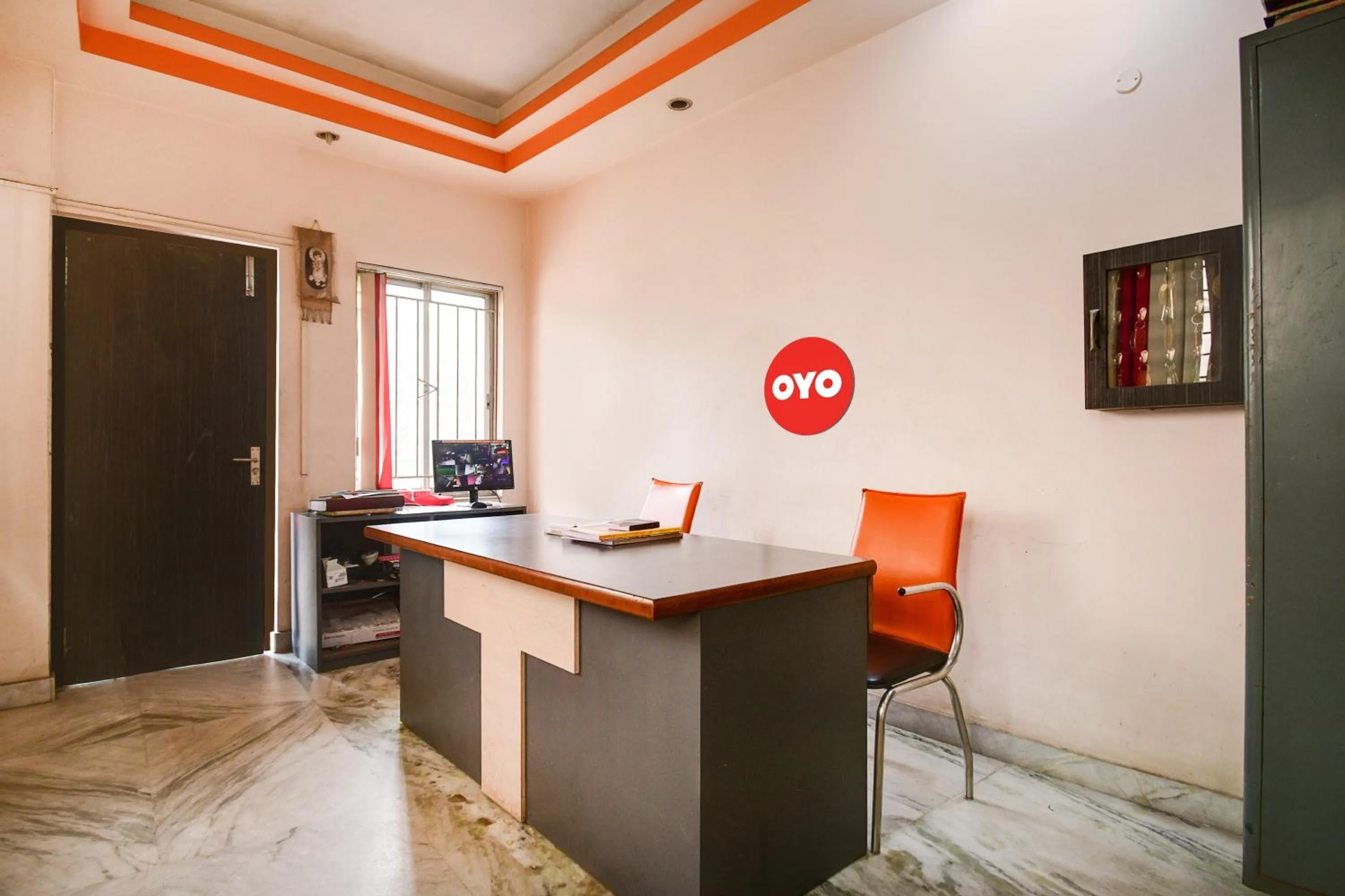 Lobby or reception in Hotel O New Tulip Santragachi Junction