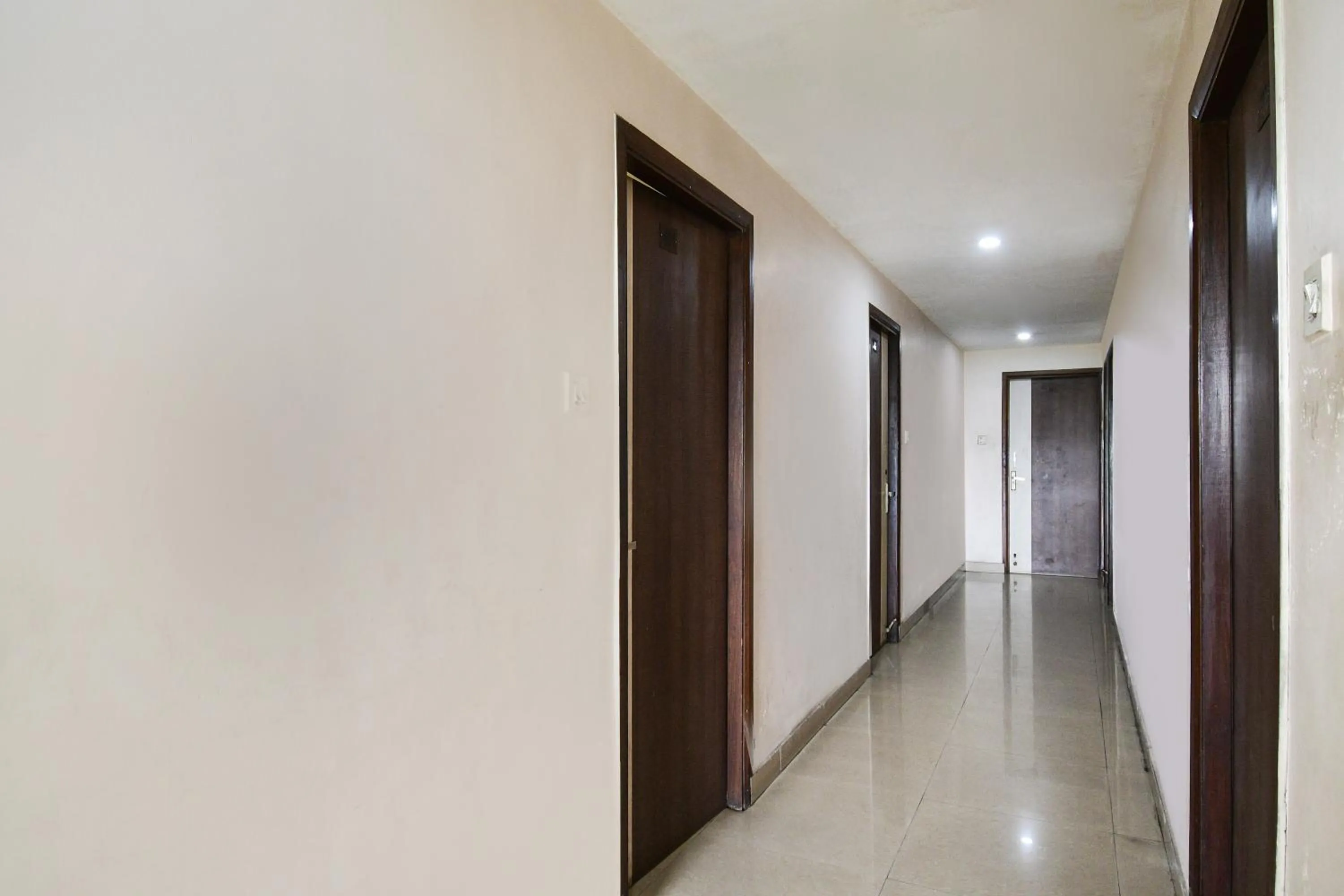 Lobby or reception in Hotel O New Tulip Santragachi Junction