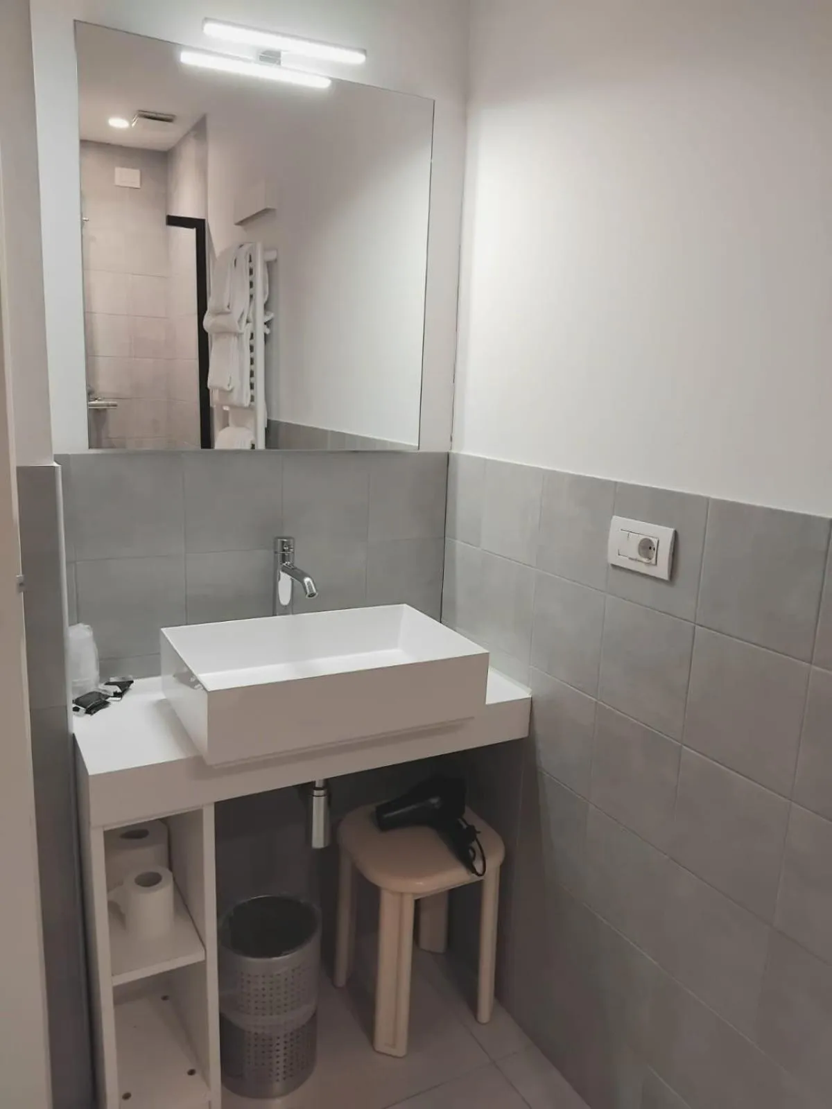 Venice Terminal Apartments & Suites