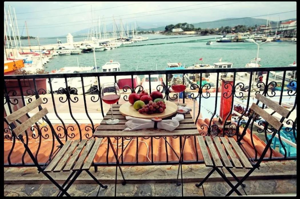 Balcony/Terrace in URLA PERA HOTEL