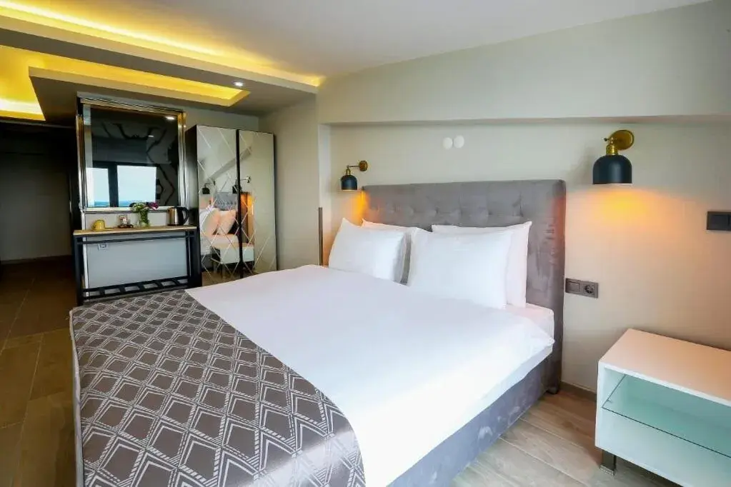 Double Room in URLA PERA HOTEL Double Room in URLA PERA HOTEL