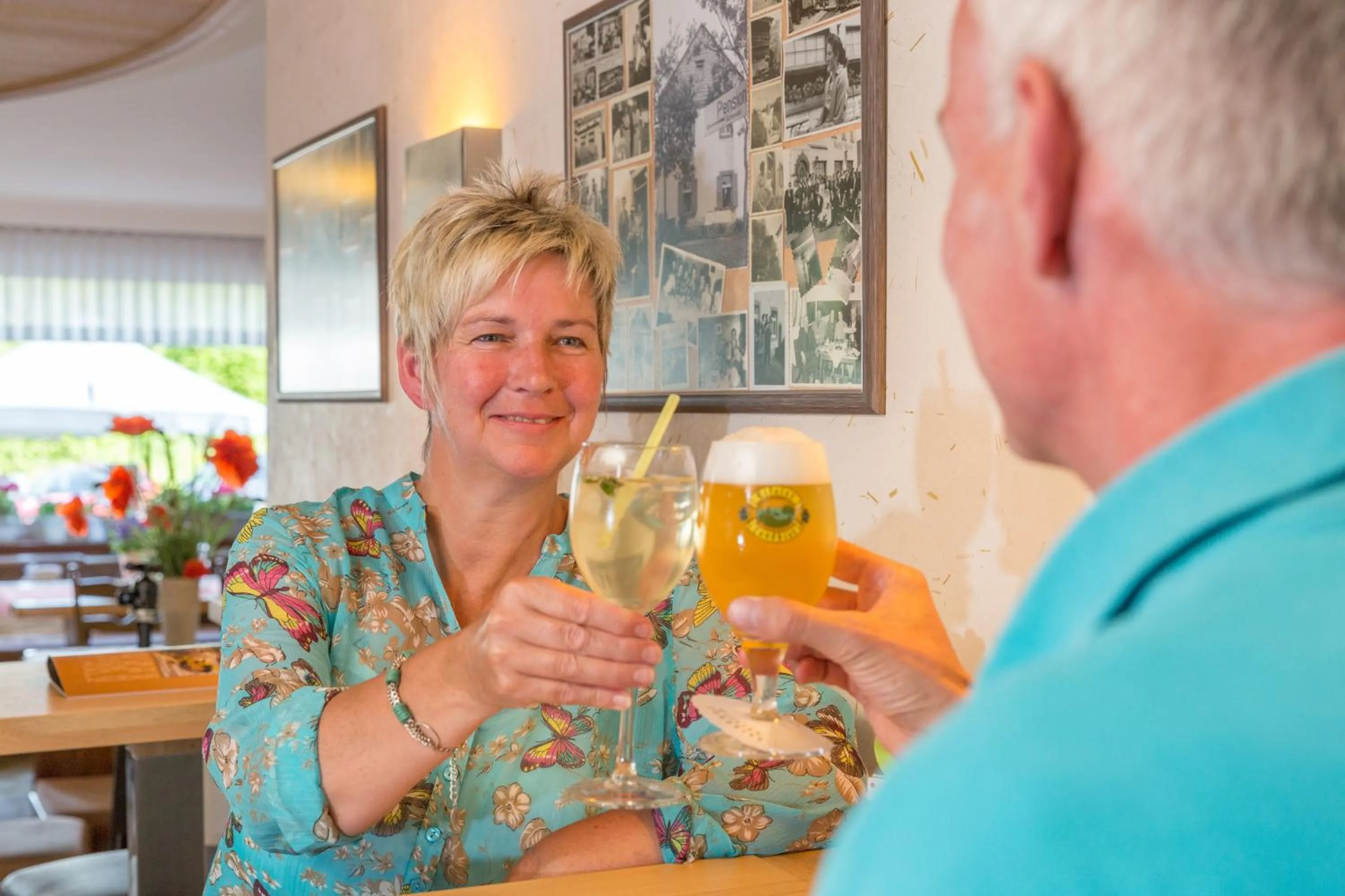 Lounge or bar in Eifel Hotel Schneider am Maar