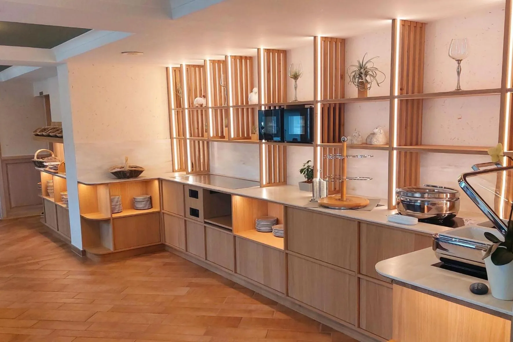 Restaurant/places to eat in Eifel Hotel Schneider am Maar