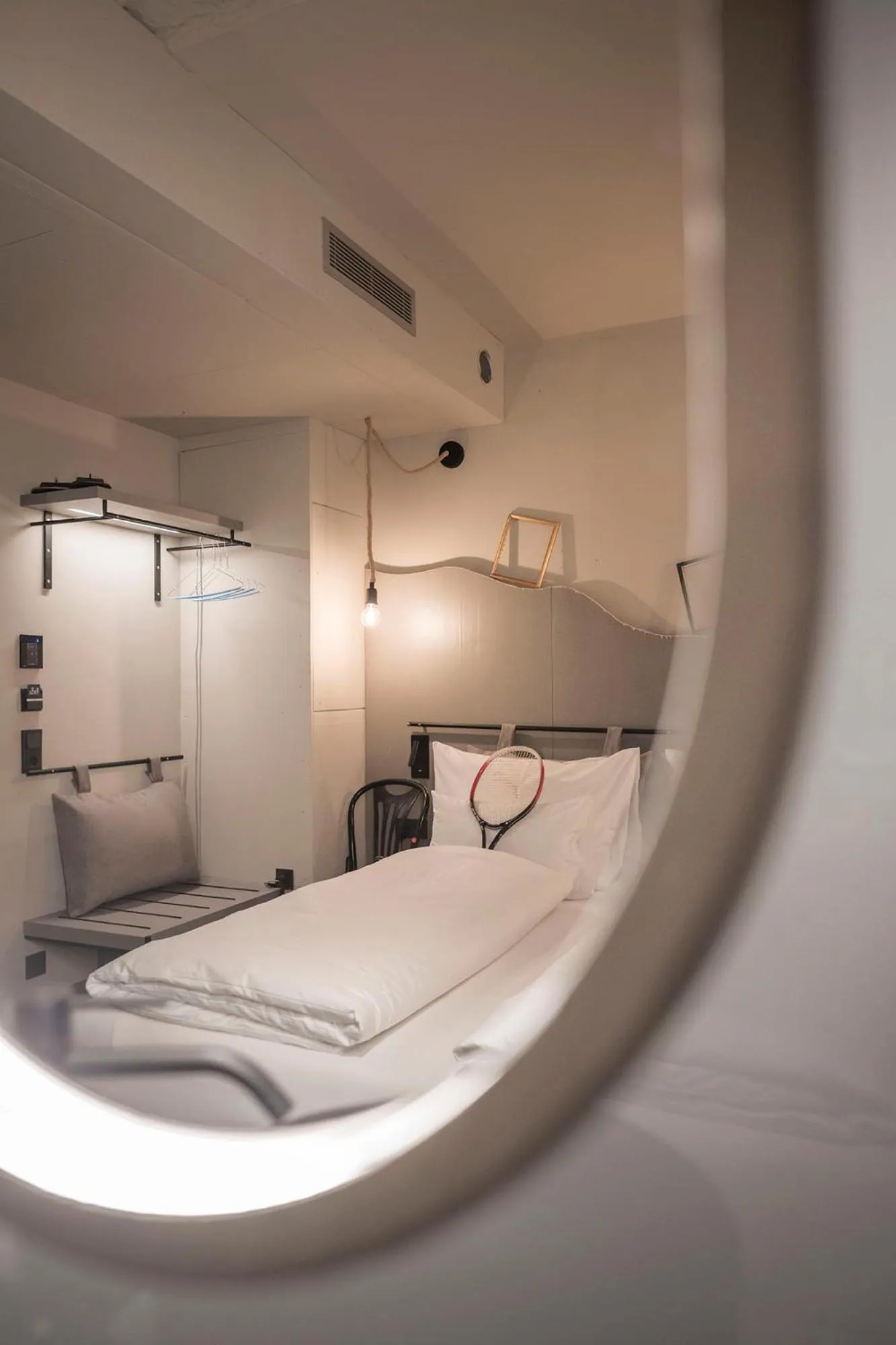 Bed in Altstadthotel Weisses Kreuz