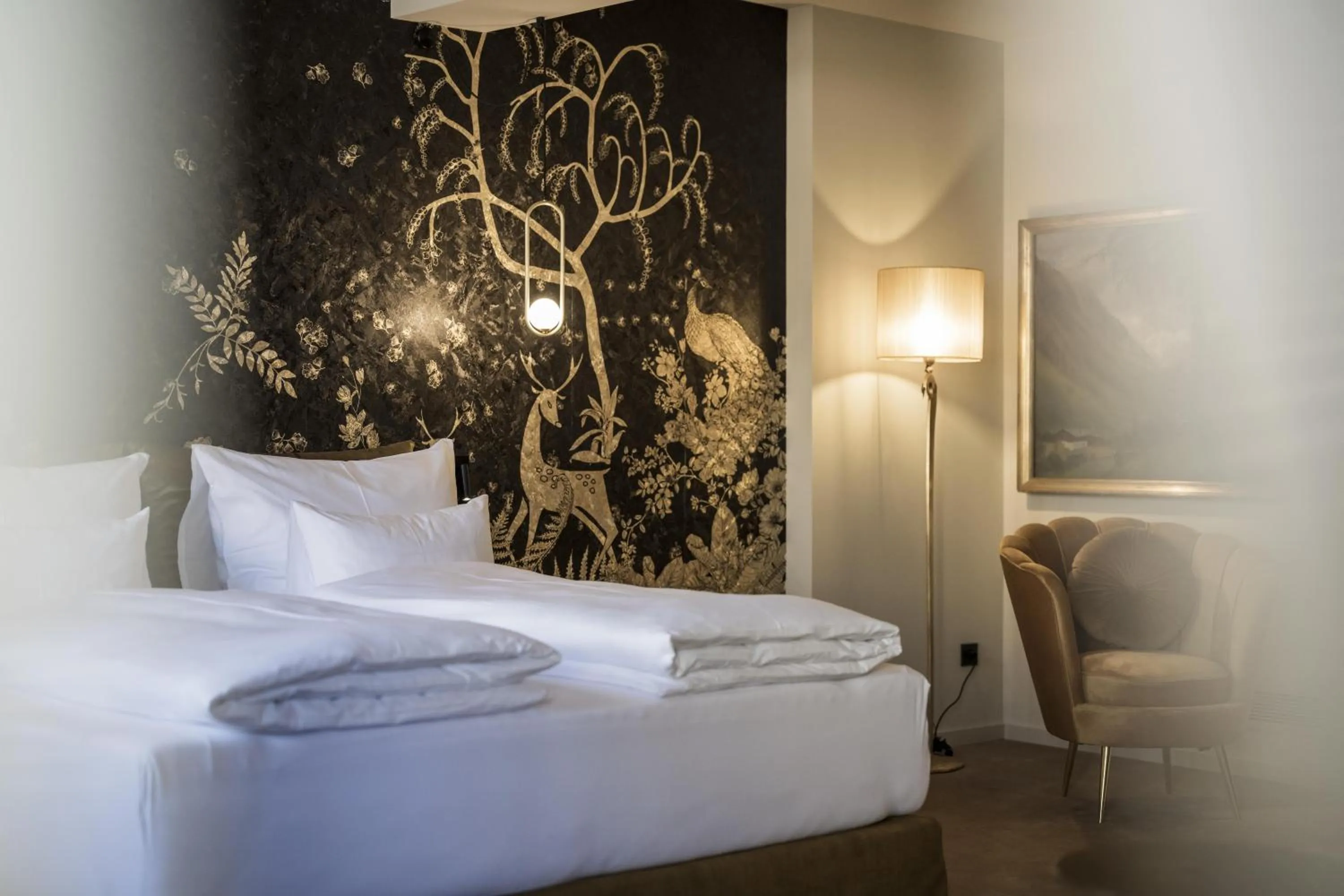 Bed in Altstadthotel Weisses Kreuz