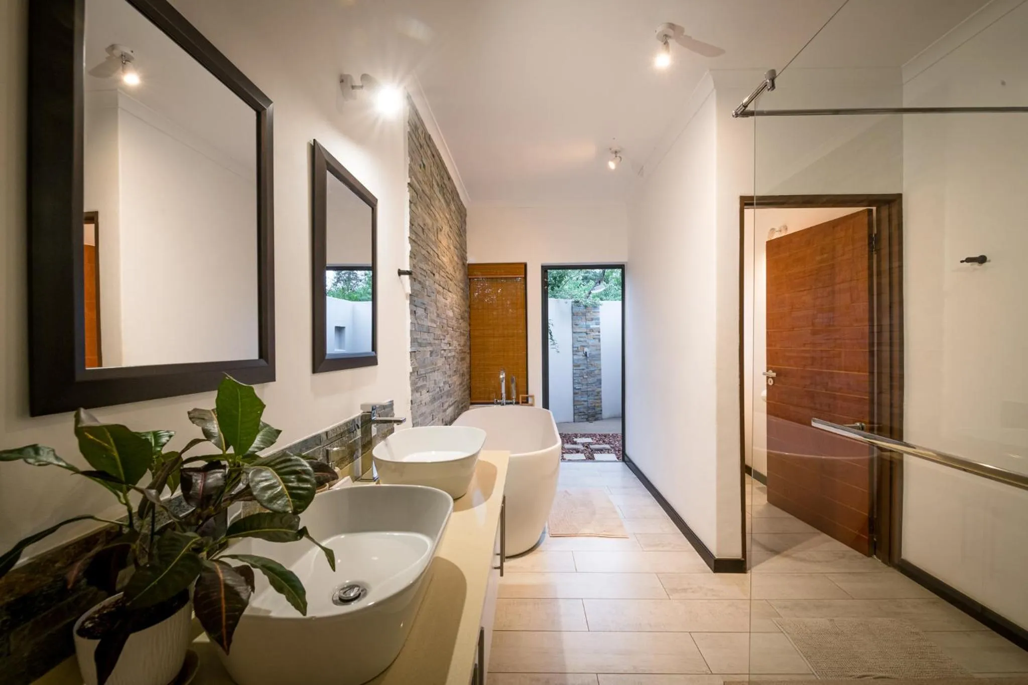 Gem In The Bush Lodge