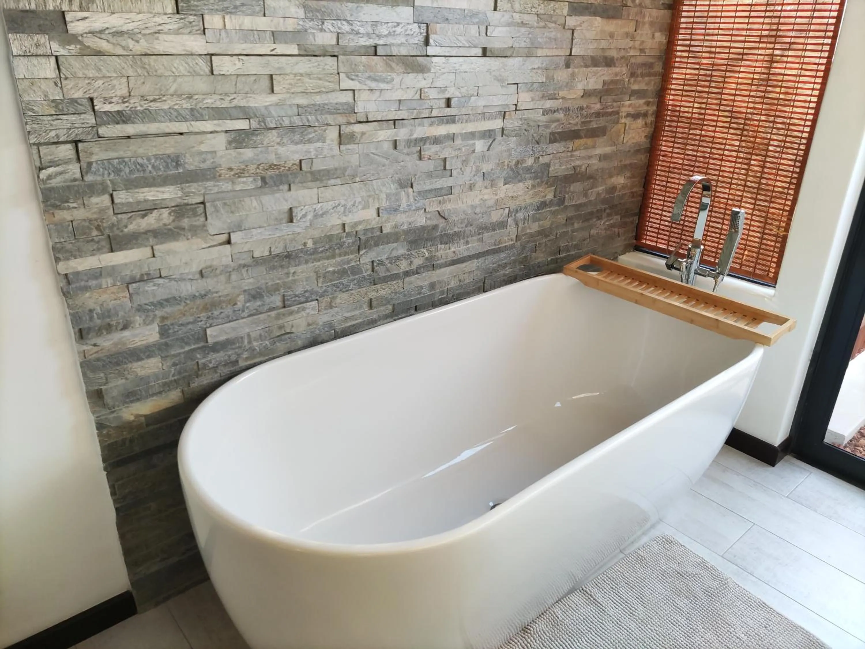 Bathroom in Gem In The Bush Lodge