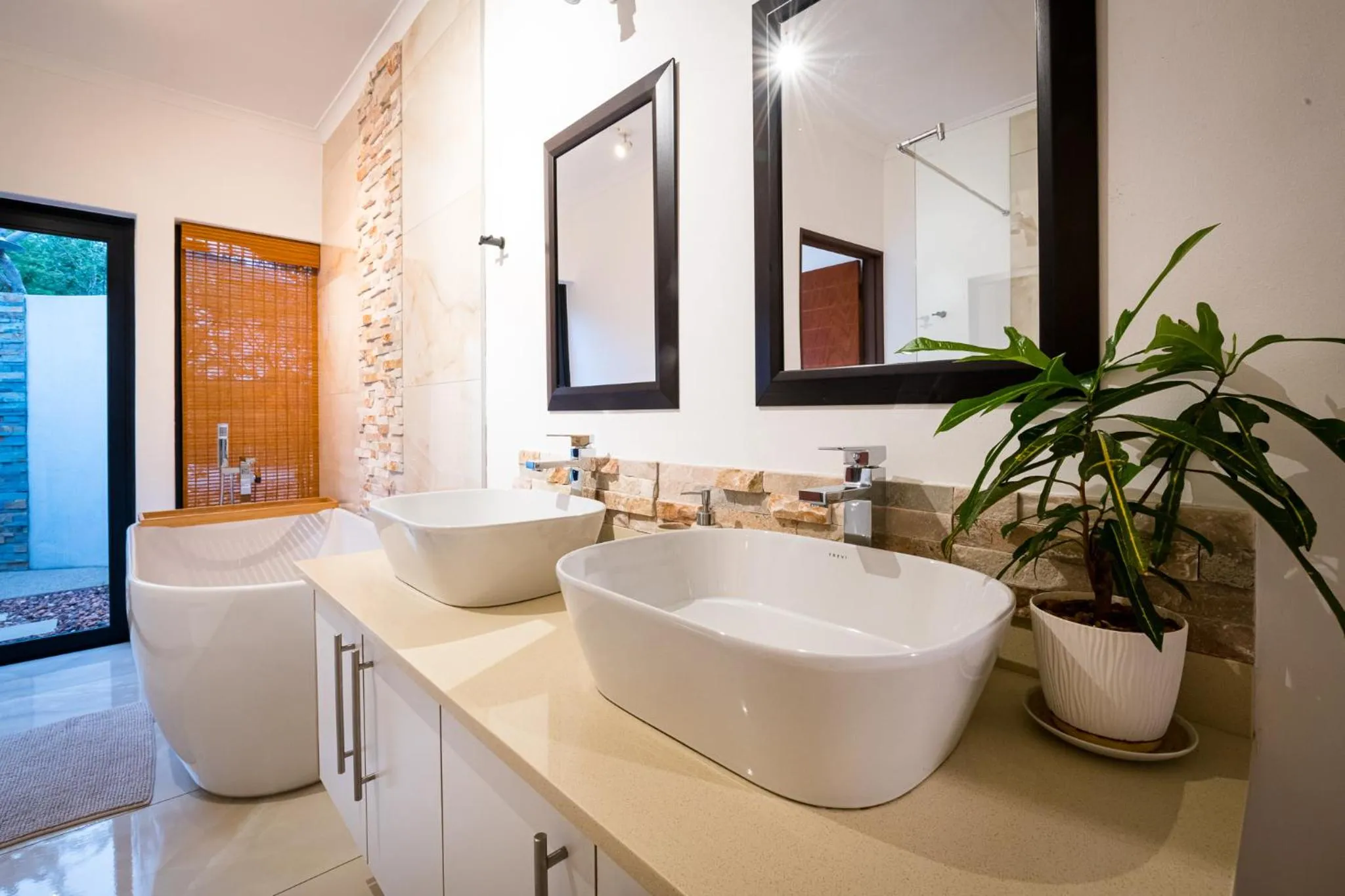 Gem In The Bush Lodge