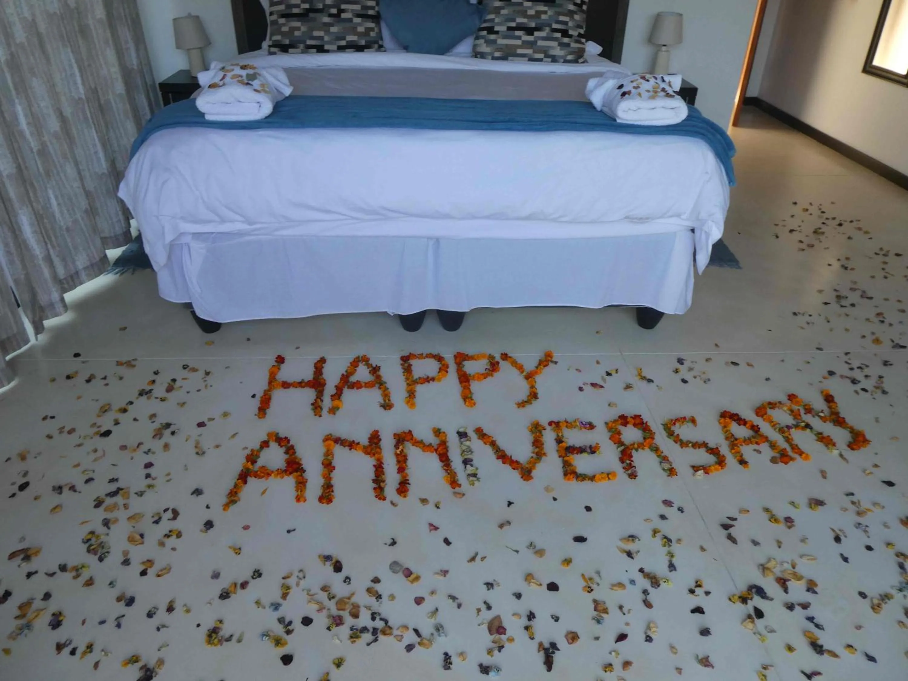 Bed in Gem In The Bush Lodge