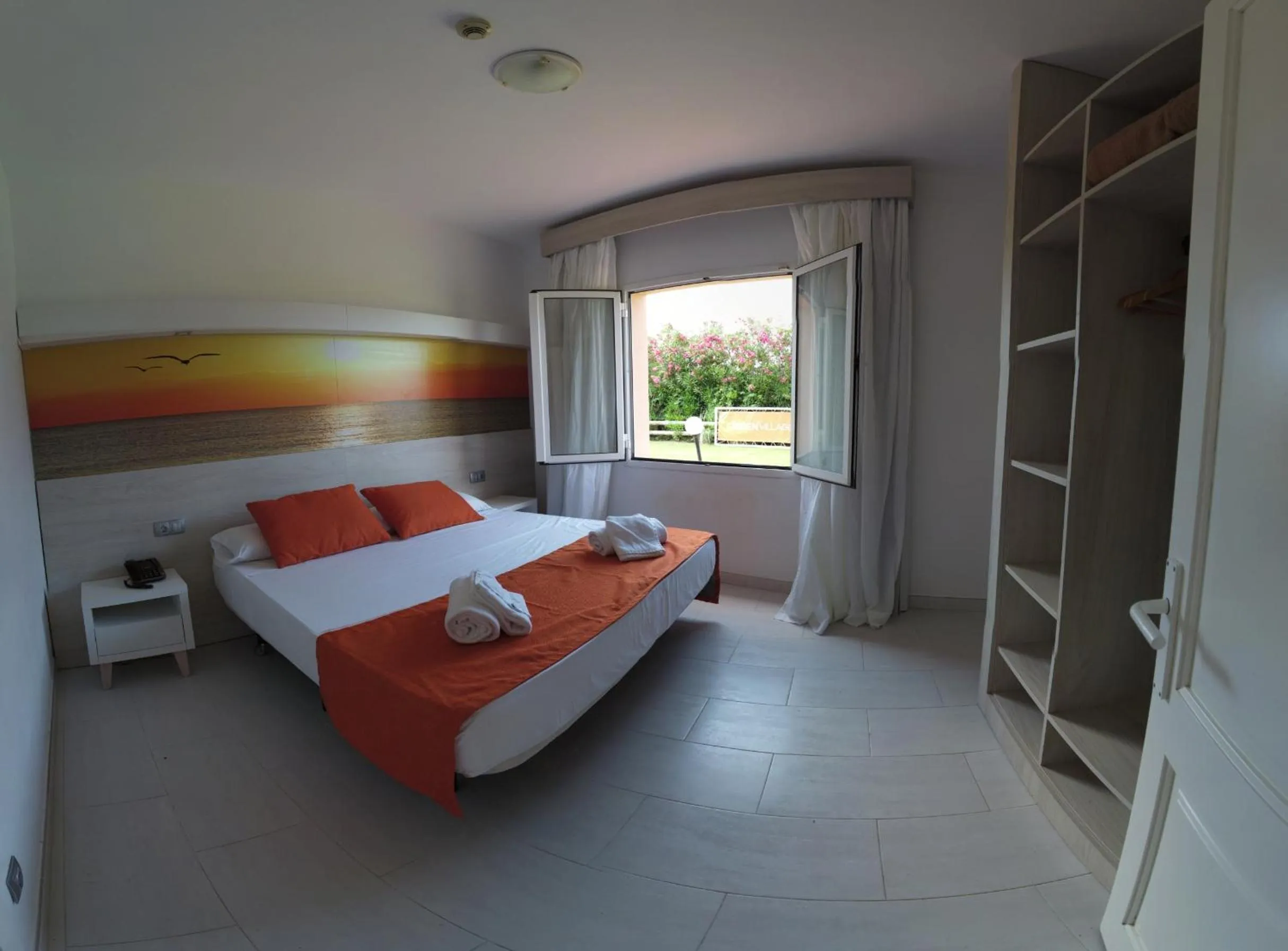 Bedroom, Bed in Arenas de Son Bou