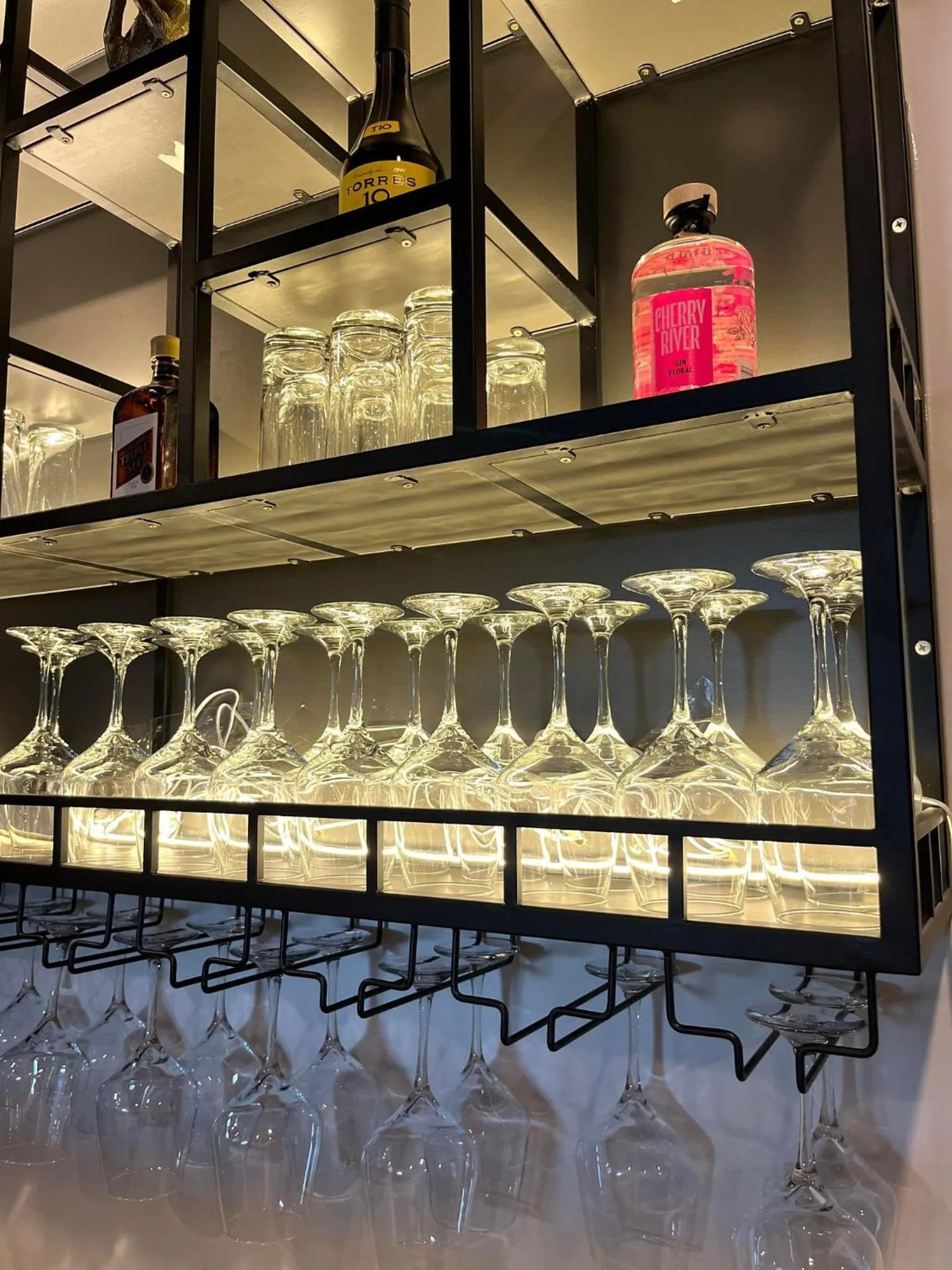 Lounge or bar in Au Sommet du Lac Magog