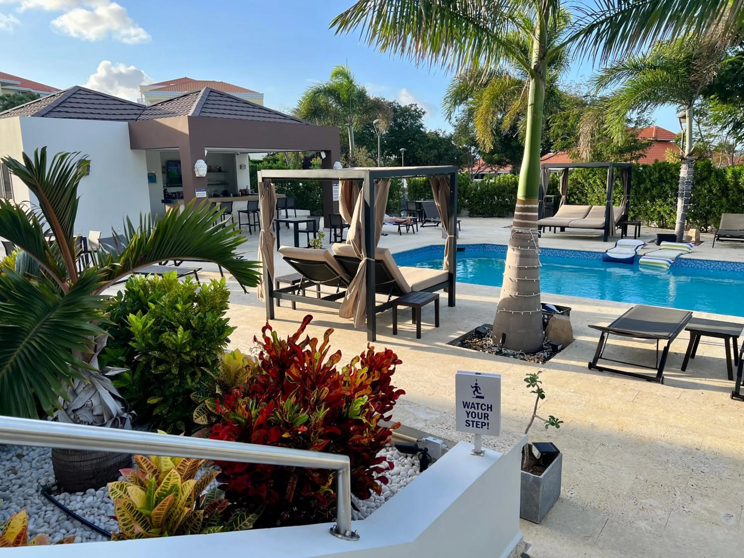 Day in Xanadu Apartments at Blue Bay Golf & Beach Resort